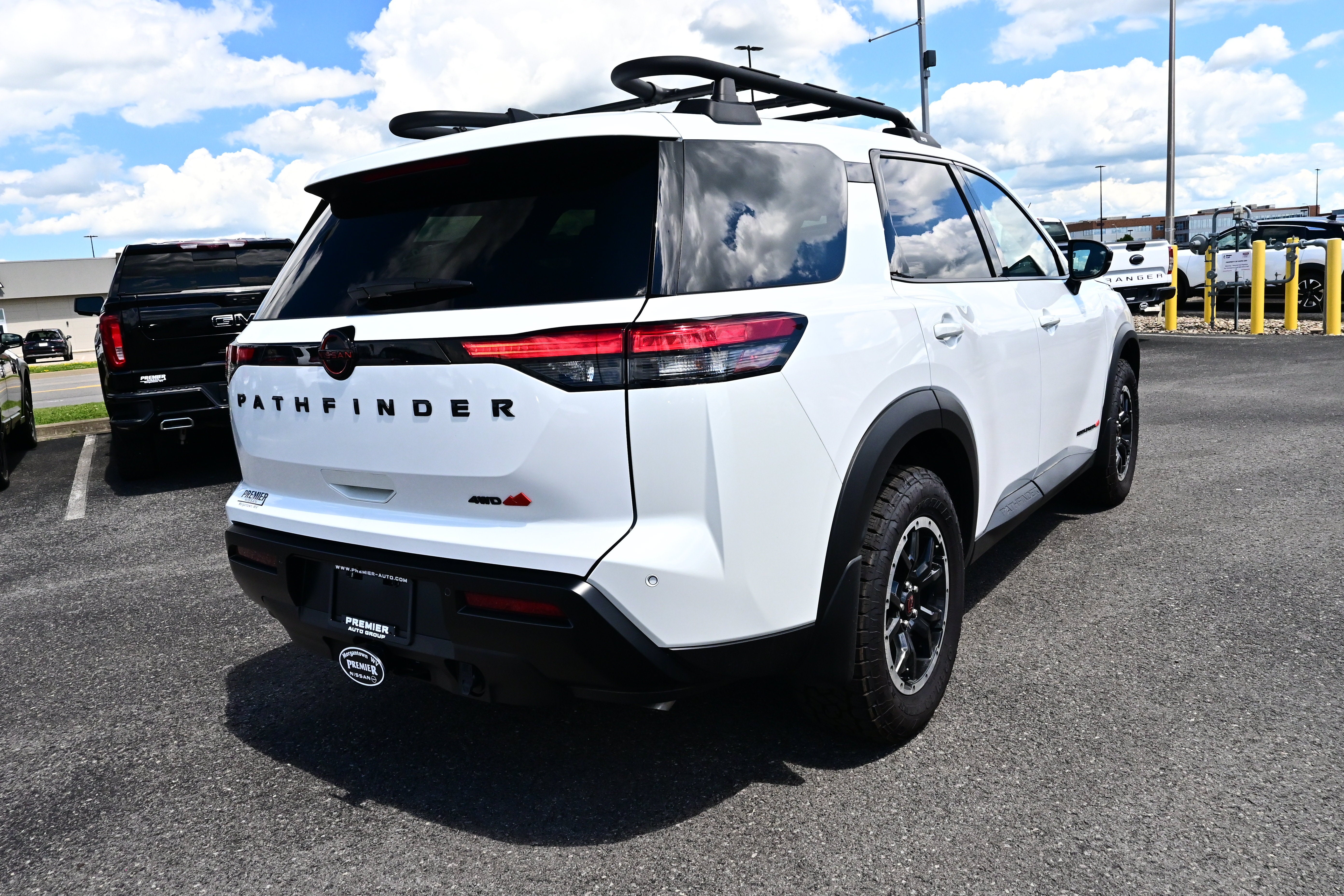 2026 Nissan Pathfinder Rock Creek®