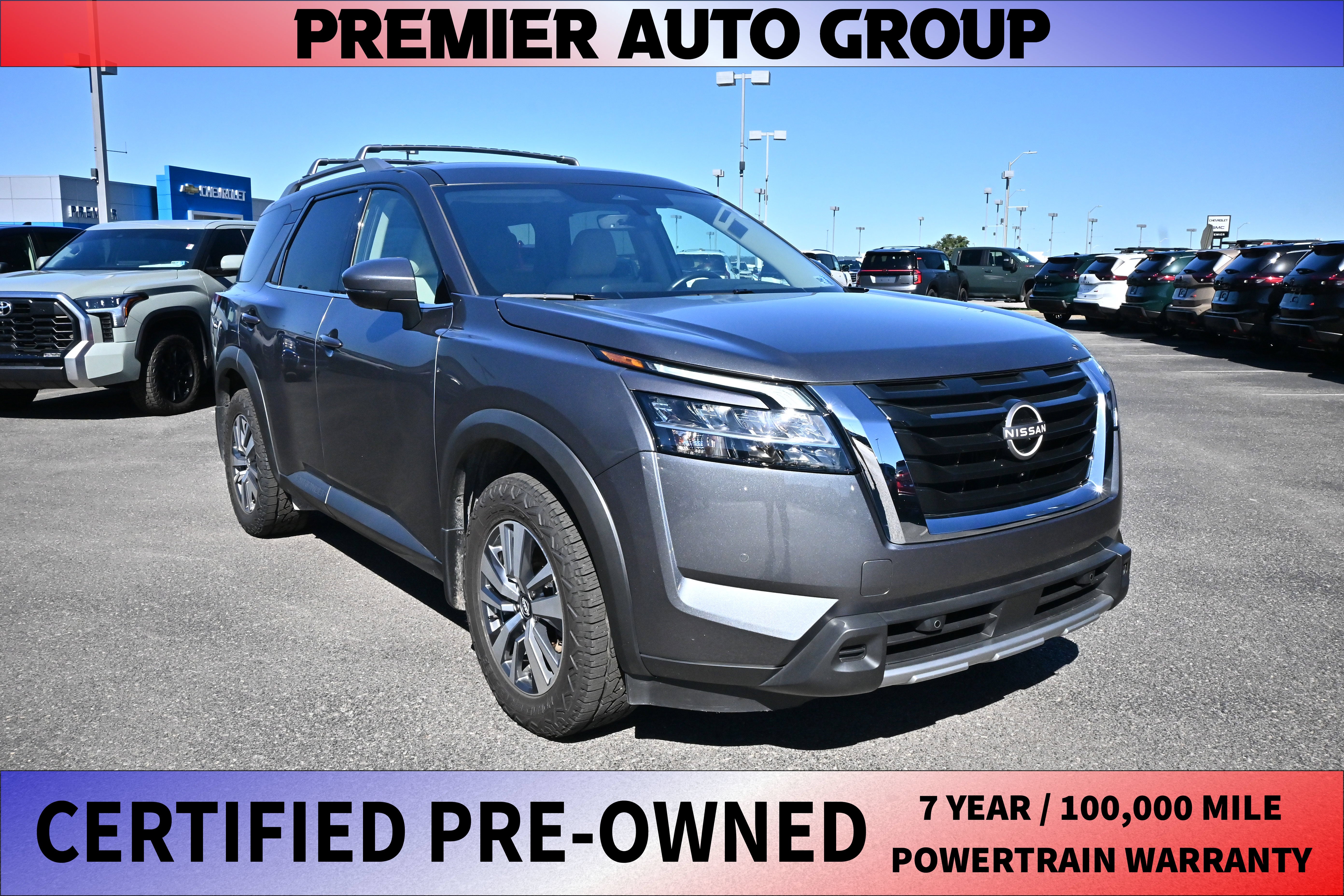 2023 Nissan Pathfinder SL