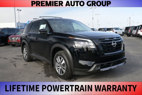 2025 Nissan Pathfinder SL