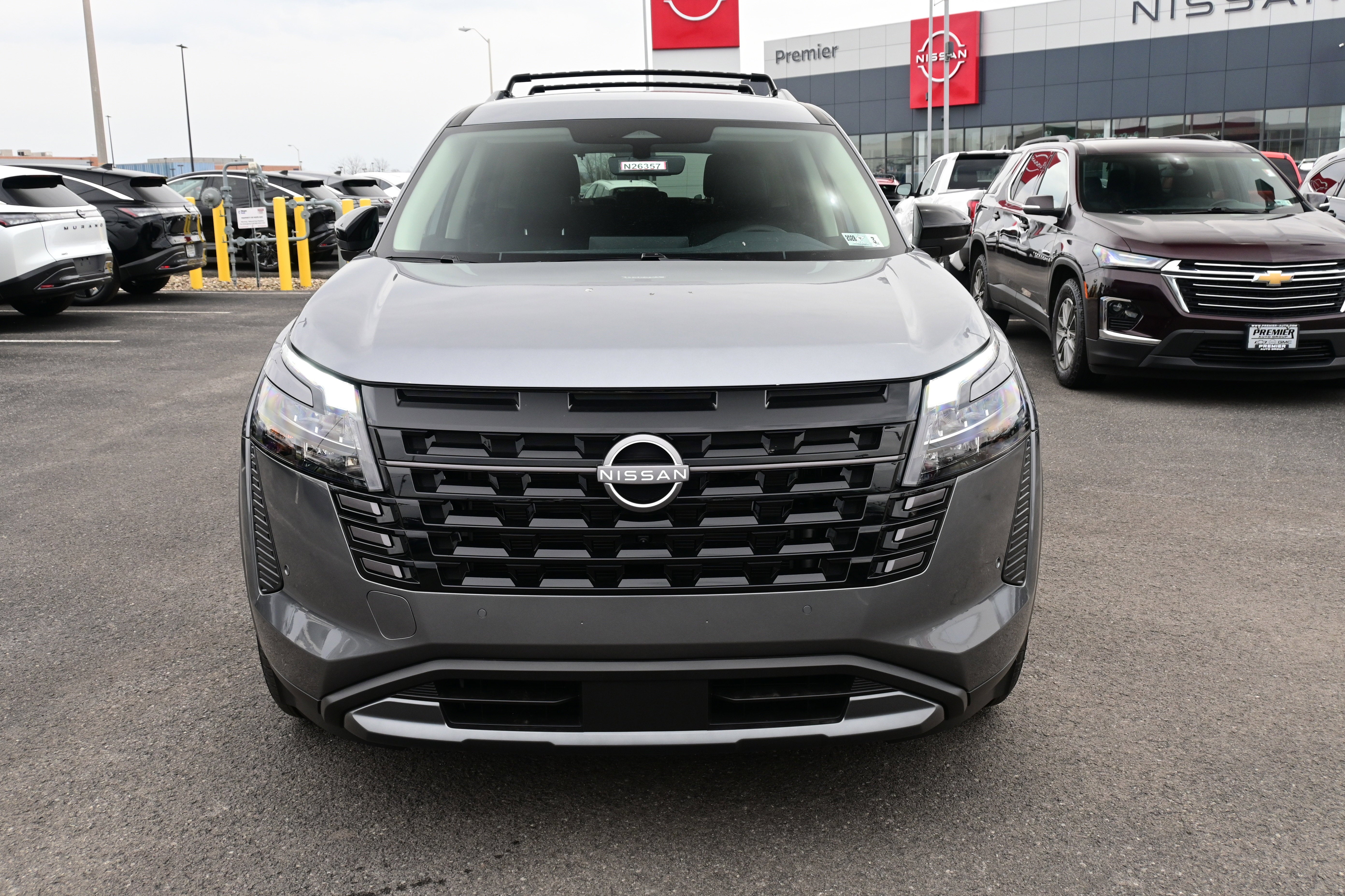 2026 Nissan Pathfinder SL