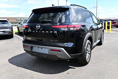 2026 Nissan Pathfinder SL