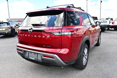 2026 Nissan Pathfinder SL