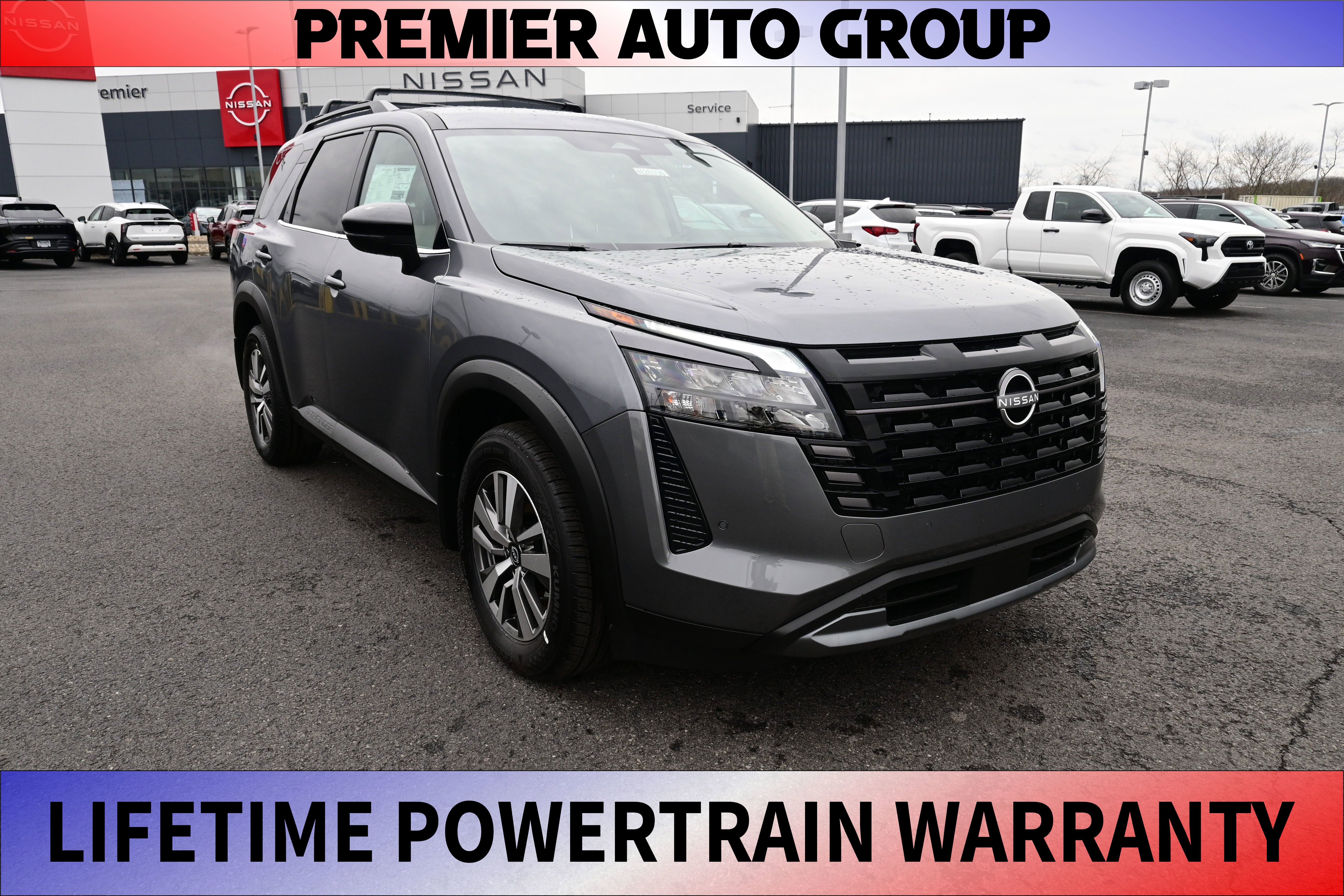 2026 Nissan Pathfinder SL