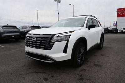 2026 Nissan Pathfinder SL