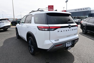 2026 Nissan Pathfinder SL