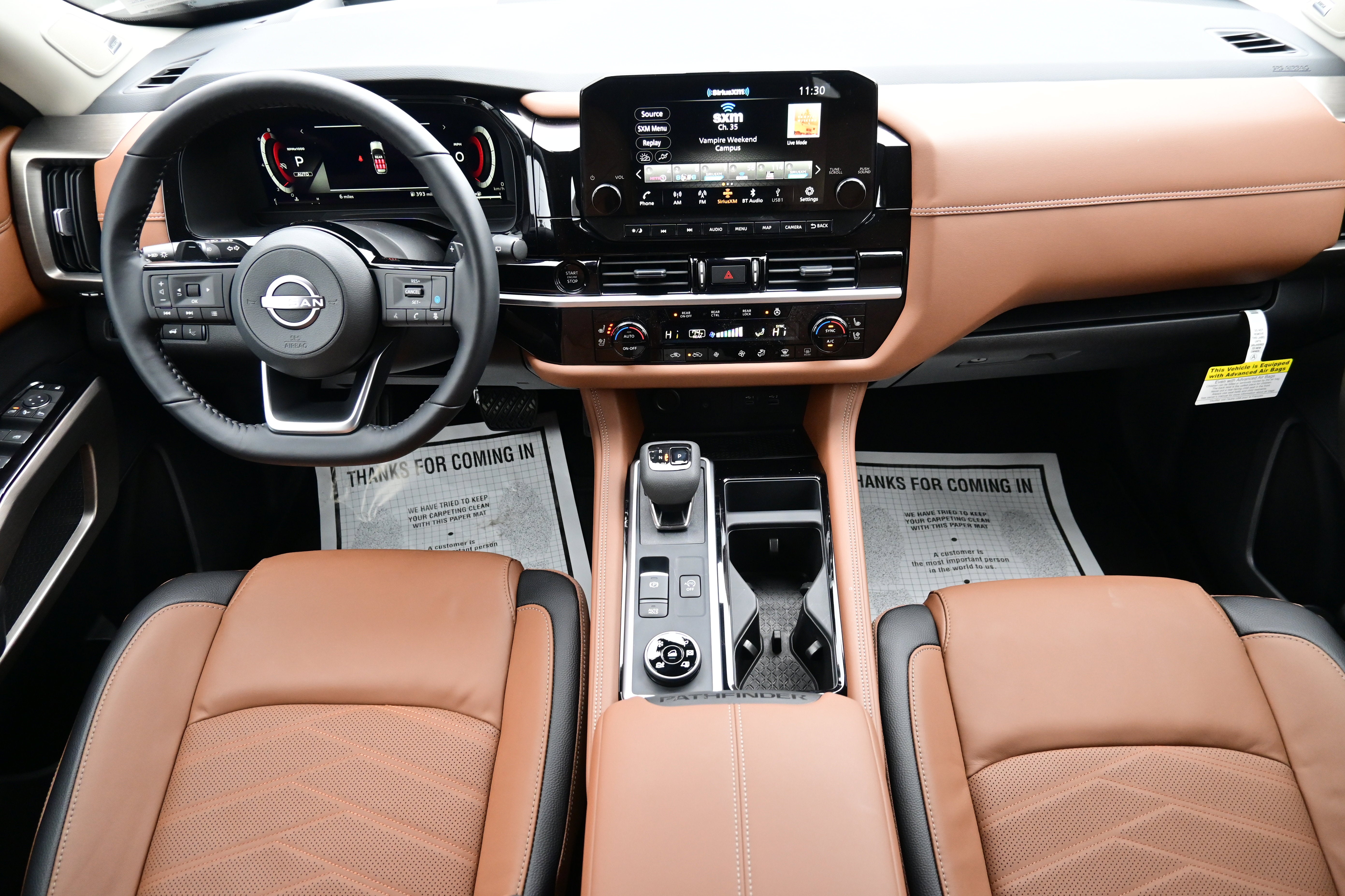 2025 Nissan Pathfinder Platinum