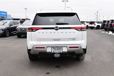2025 Nissan Pathfinder Platinum