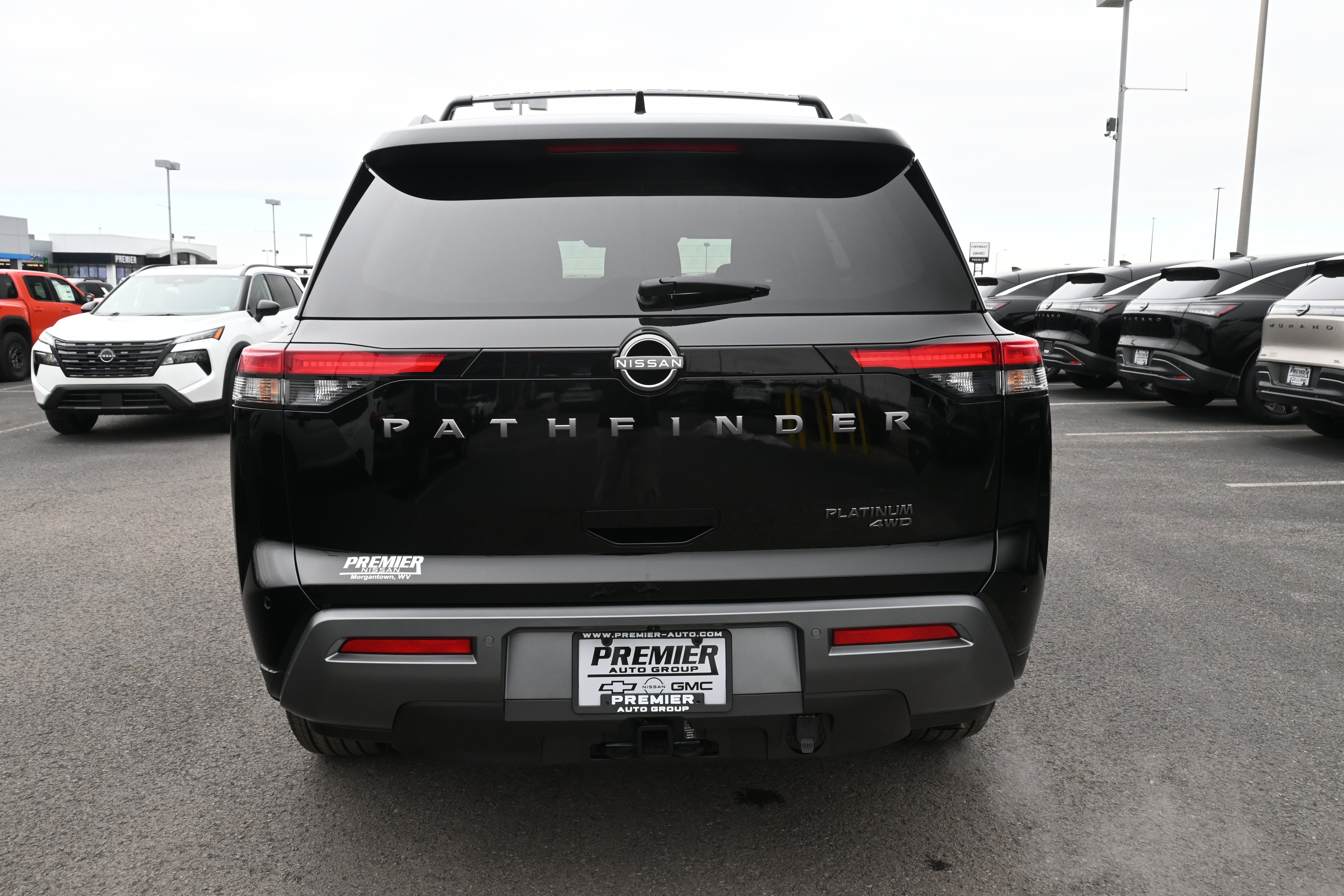 2026 Nissan Pathfinder Platinum