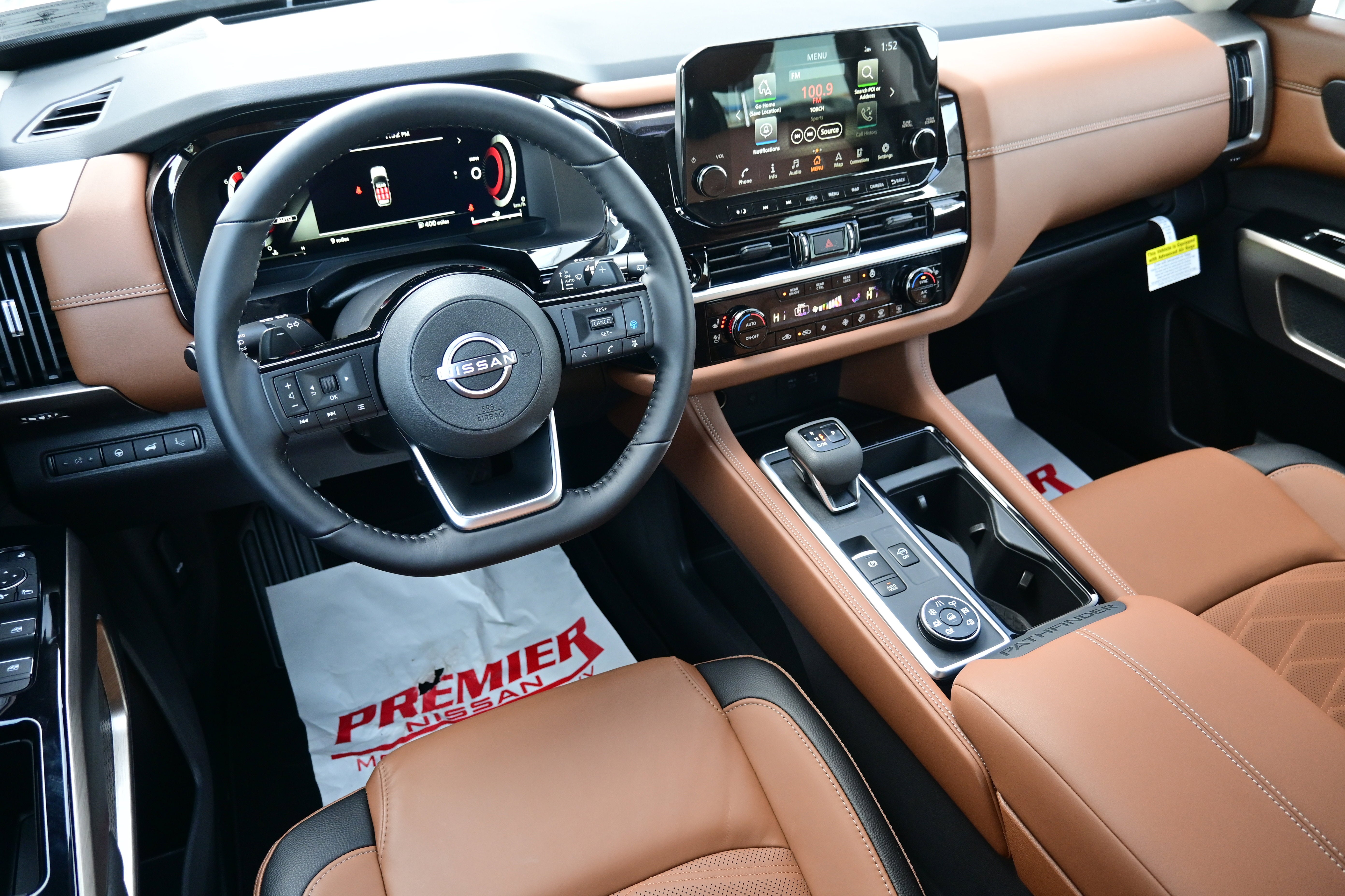 2025 Nissan Pathfinder Platinum