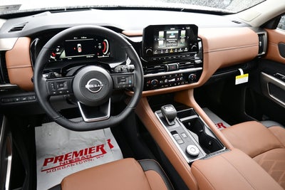 2025 Nissan Pathfinder Platinum