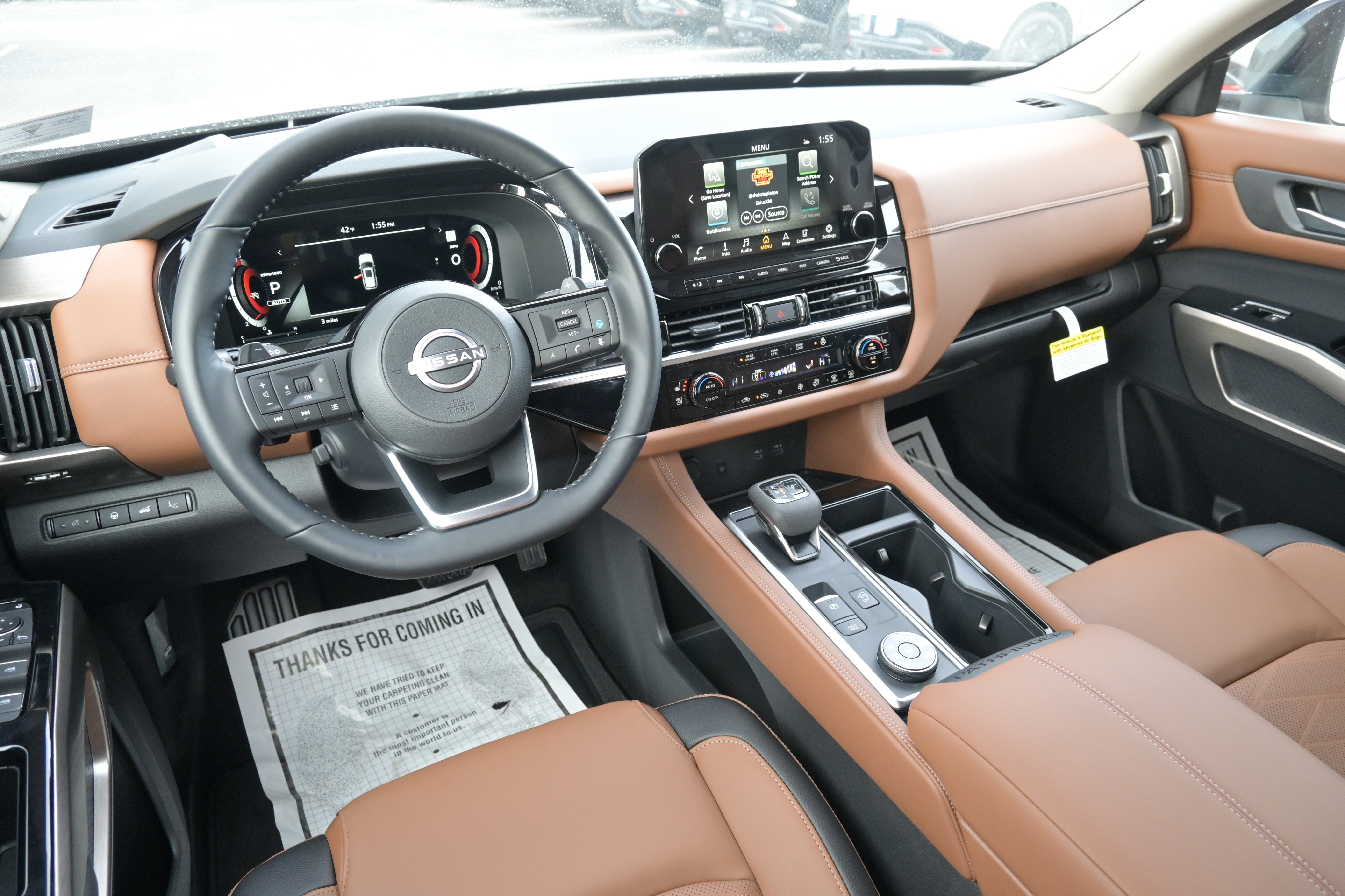 2025 Nissan Pathfinder Platinum