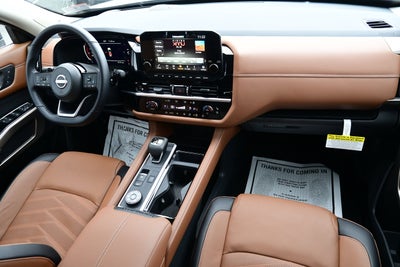 2025 Nissan Pathfinder Platinum