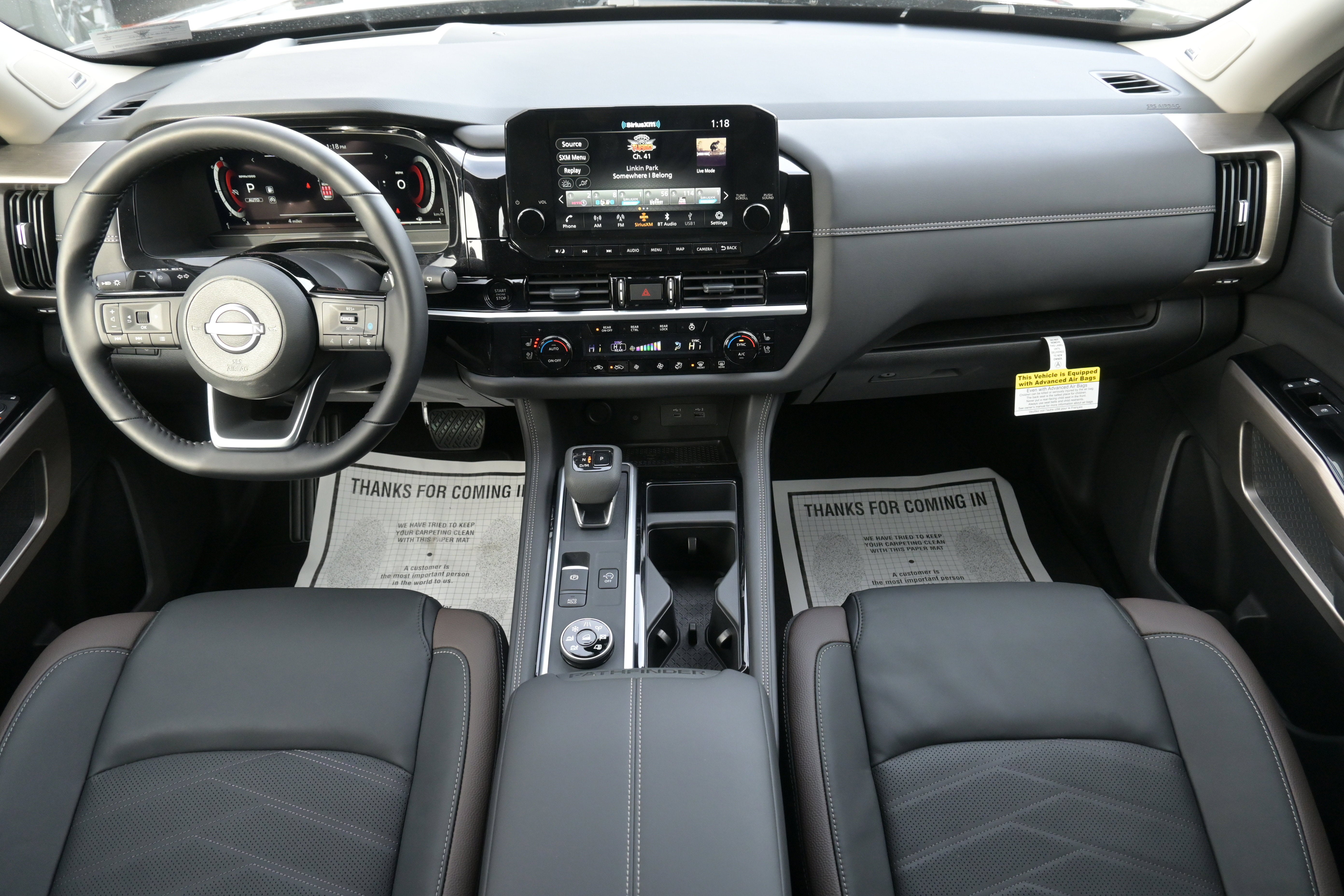 2025 Nissan Pathfinder Platinum