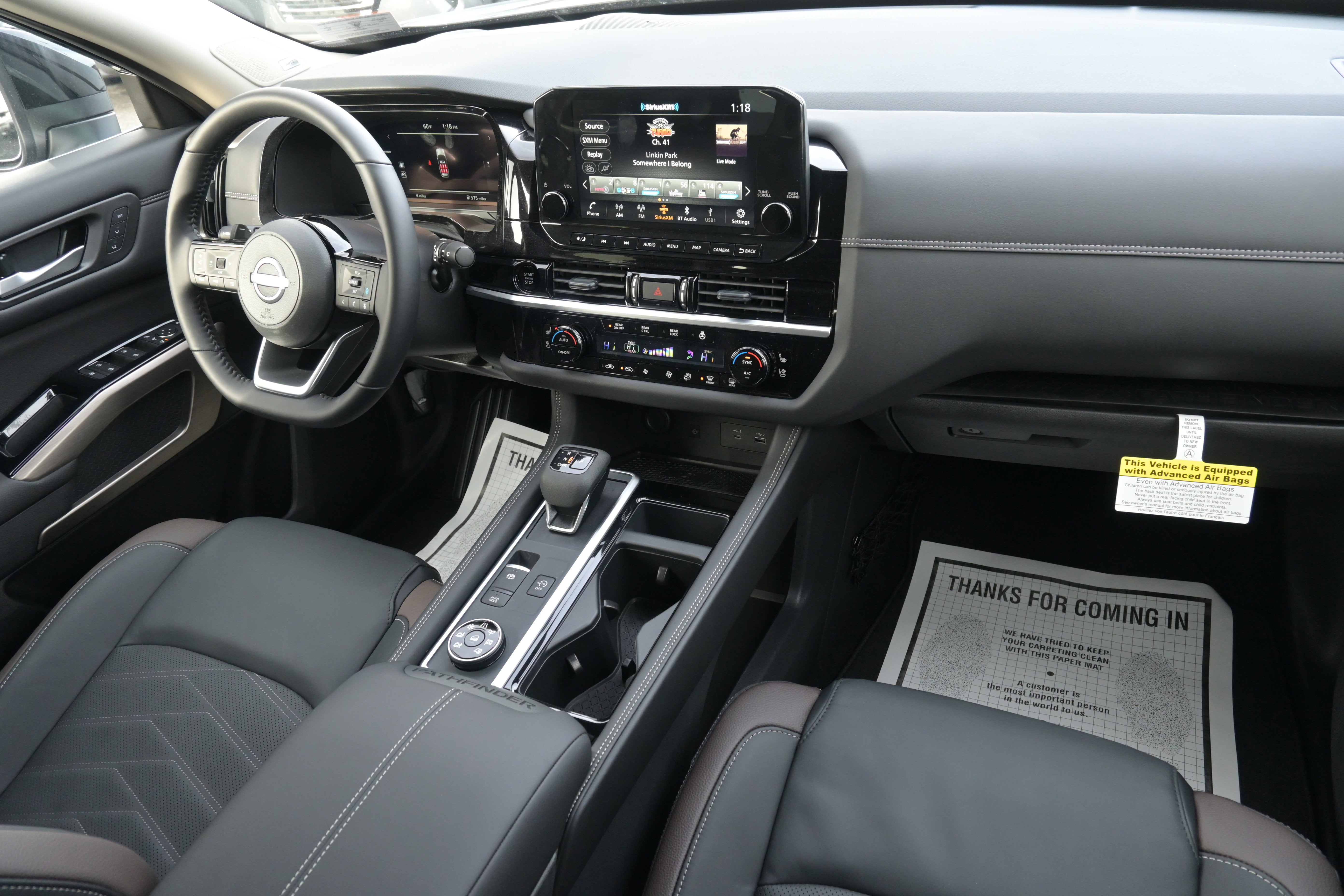 2025 Nissan Pathfinder Platinum