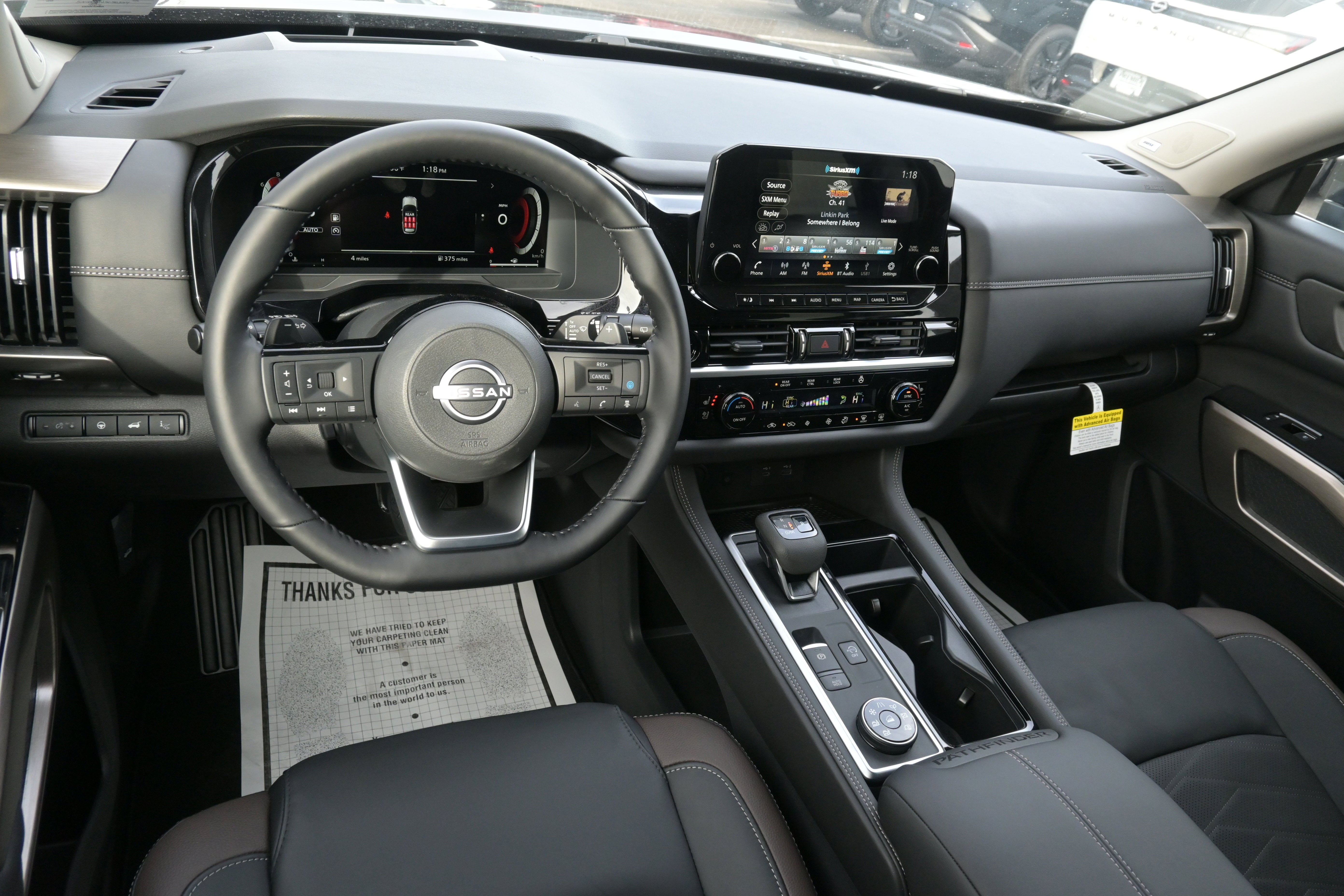 2025 Nissan Pathfinder Platinum