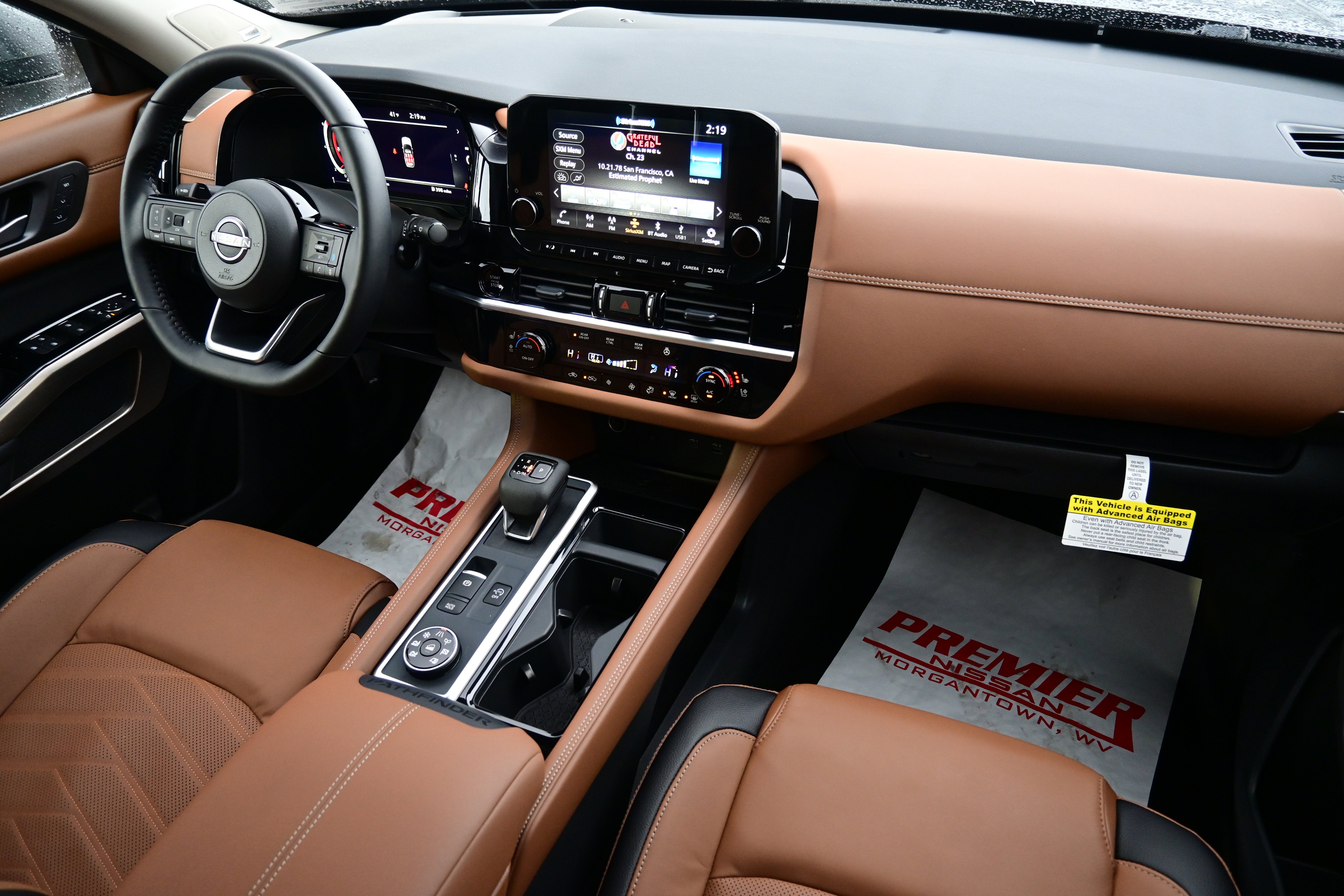 2025 Nissan Pathfinder Platinum