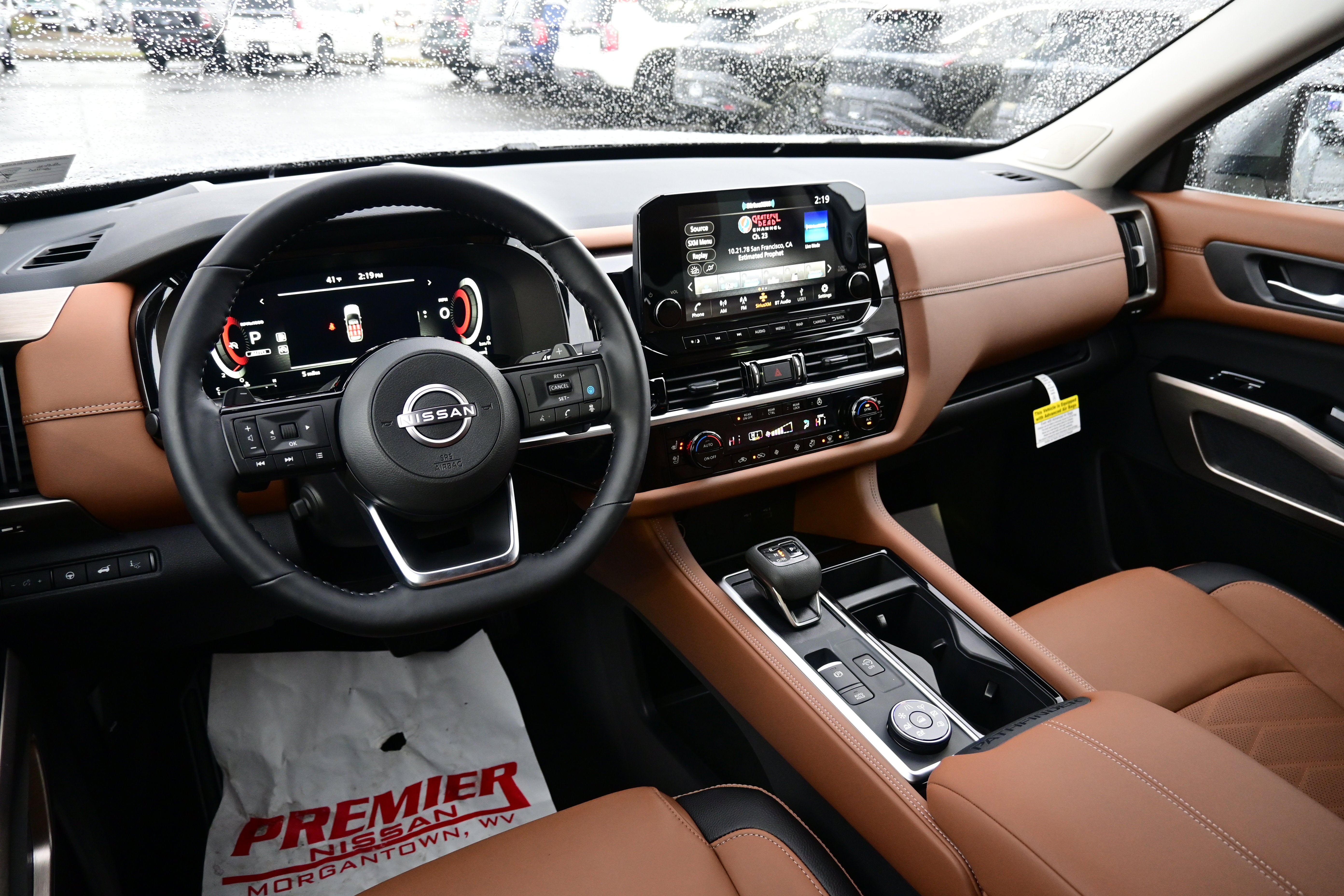 2025 Nissan Pathfinder Platinum