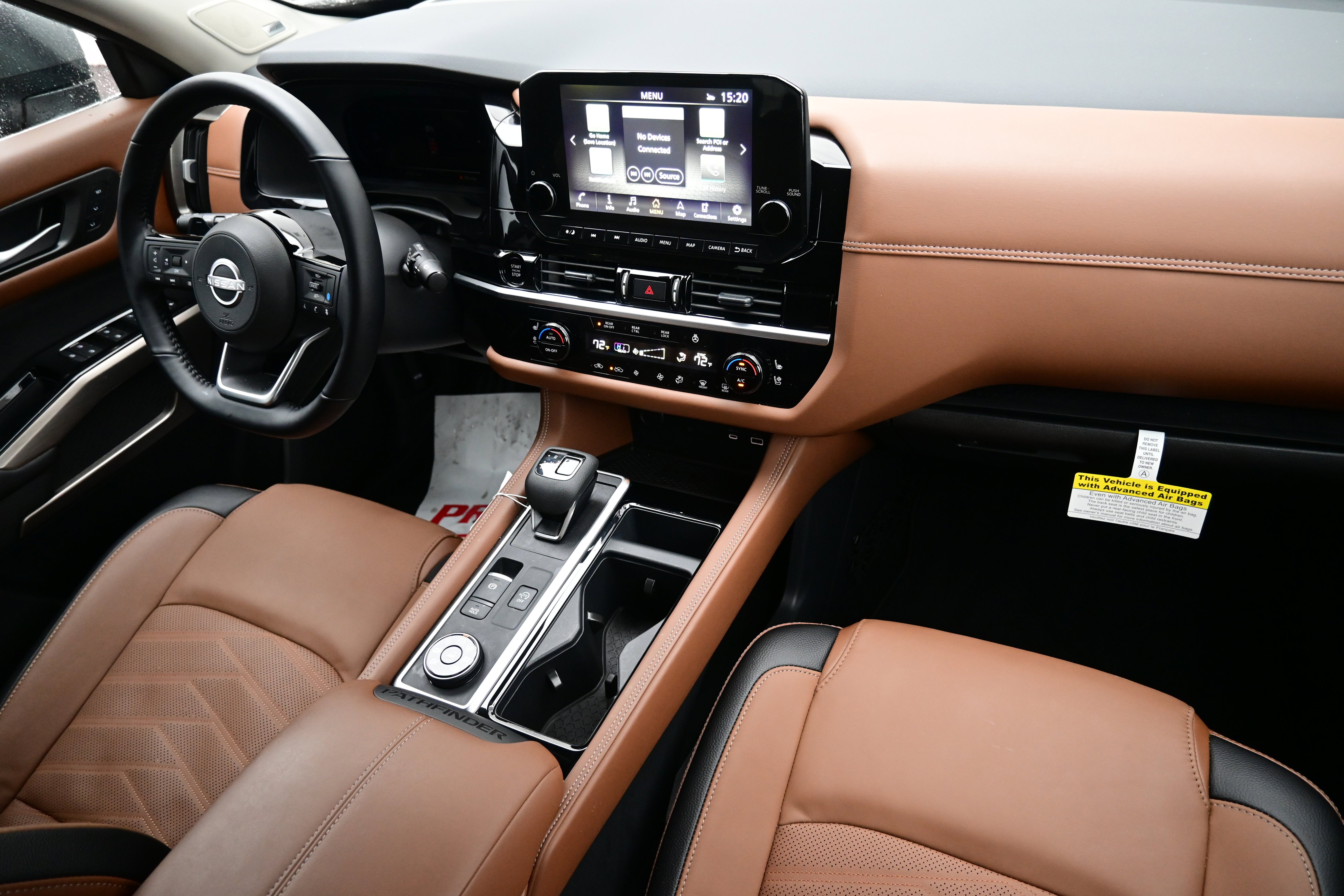 2025 Nissan Pathfinder Platinum