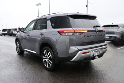 2025 Nissan Pathfinder Platinum