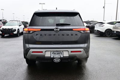 2025 Nissan Pathfinder Platinum