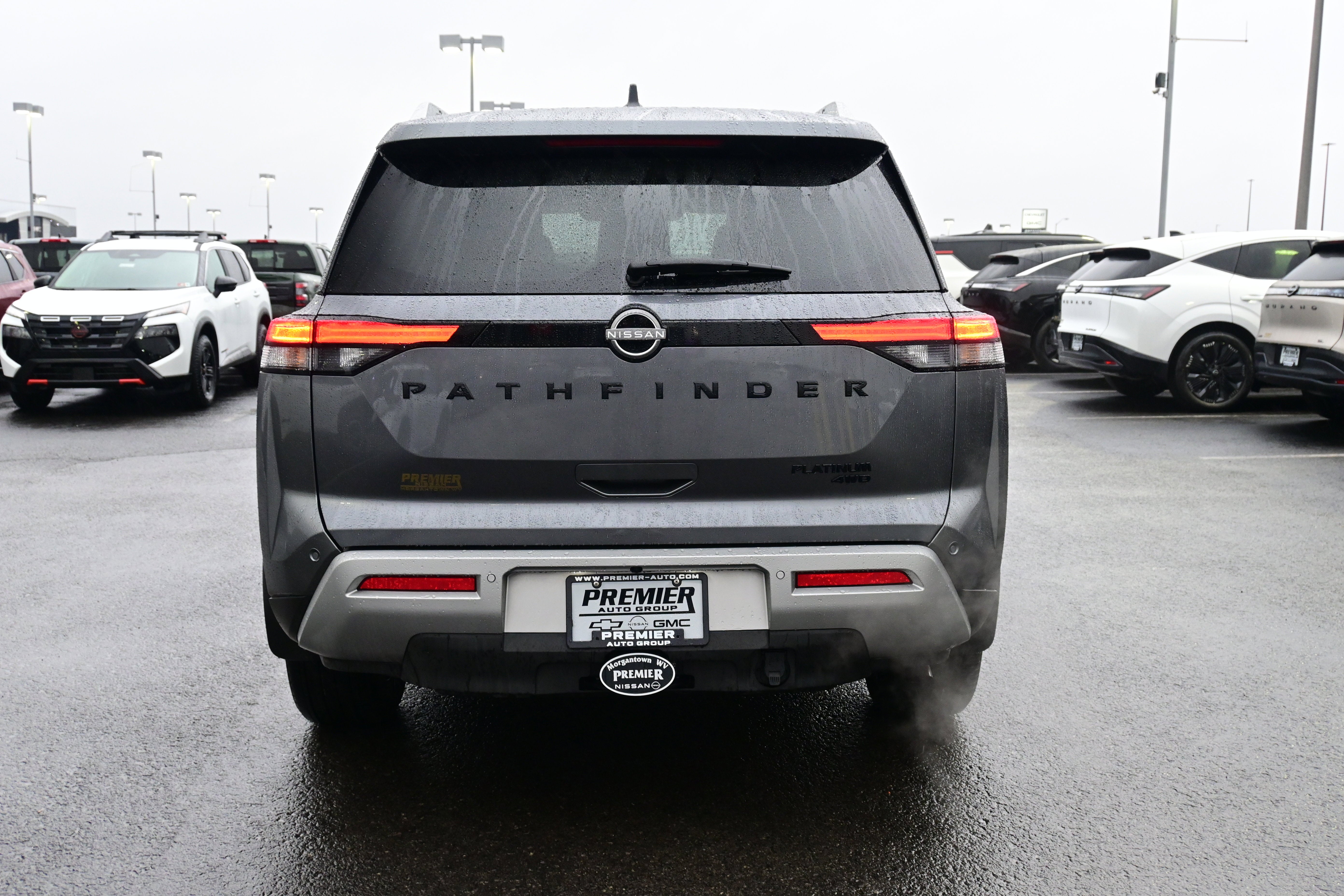 2025 Nissan Pathfinder Platinum