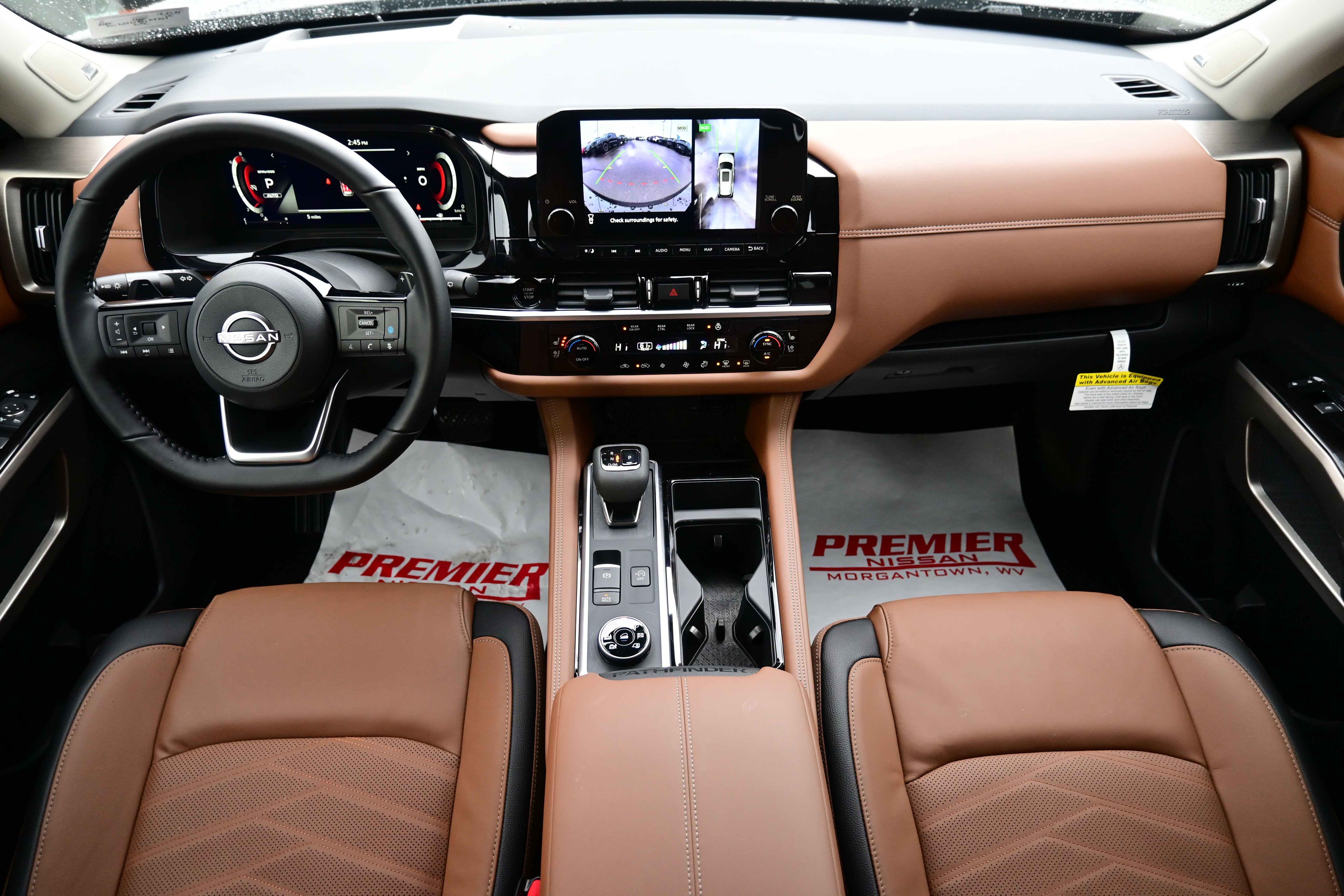 2025 Nissan Pathfinder Platinum