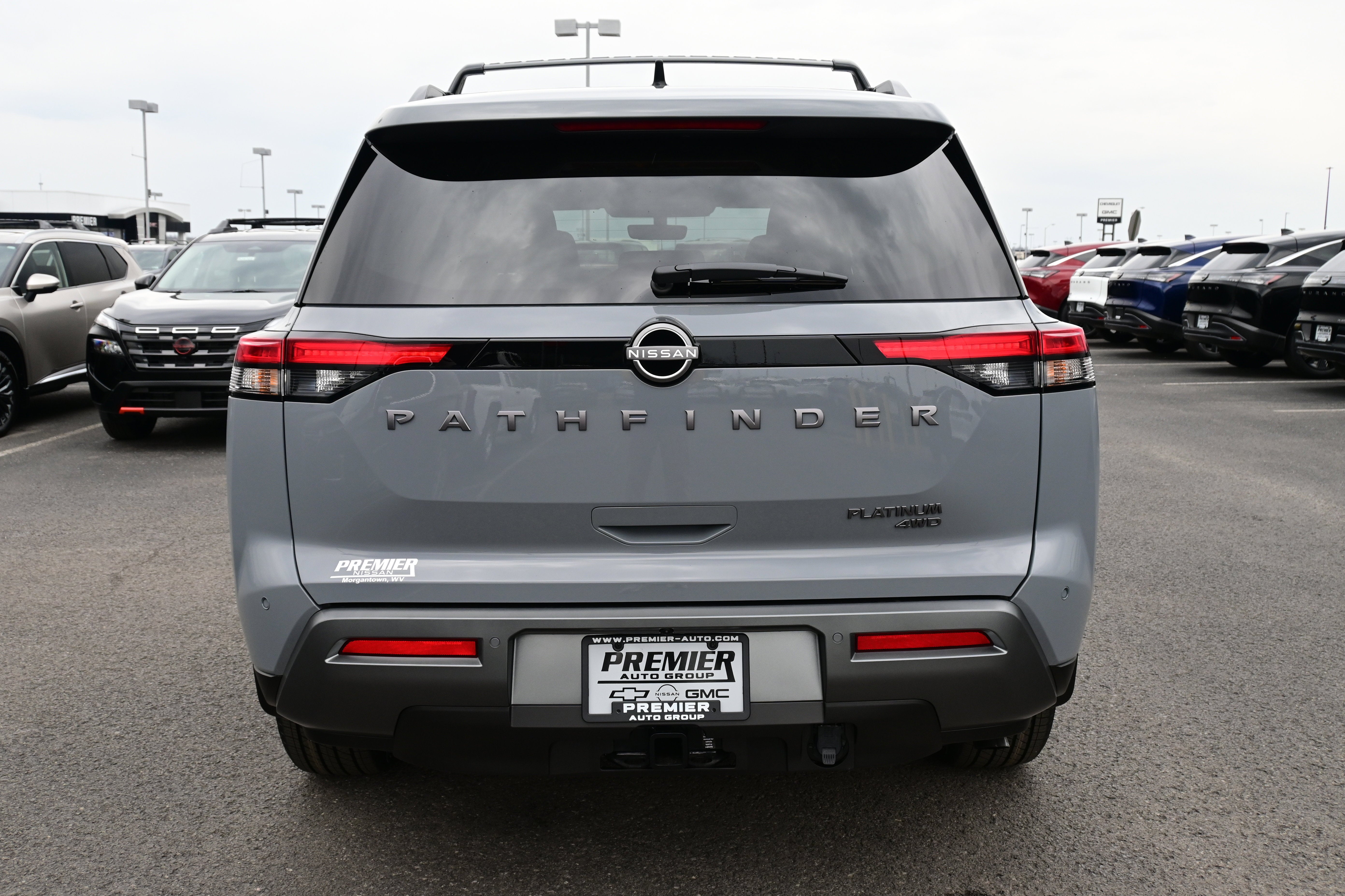 2026 Nissan Pathfinder Platinum