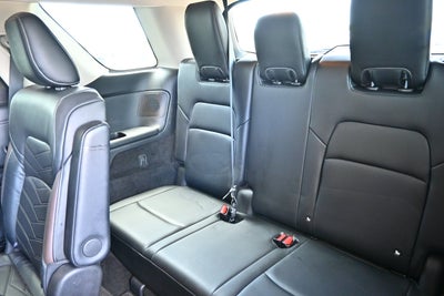 2022 Nissan Pathfinder Platinum