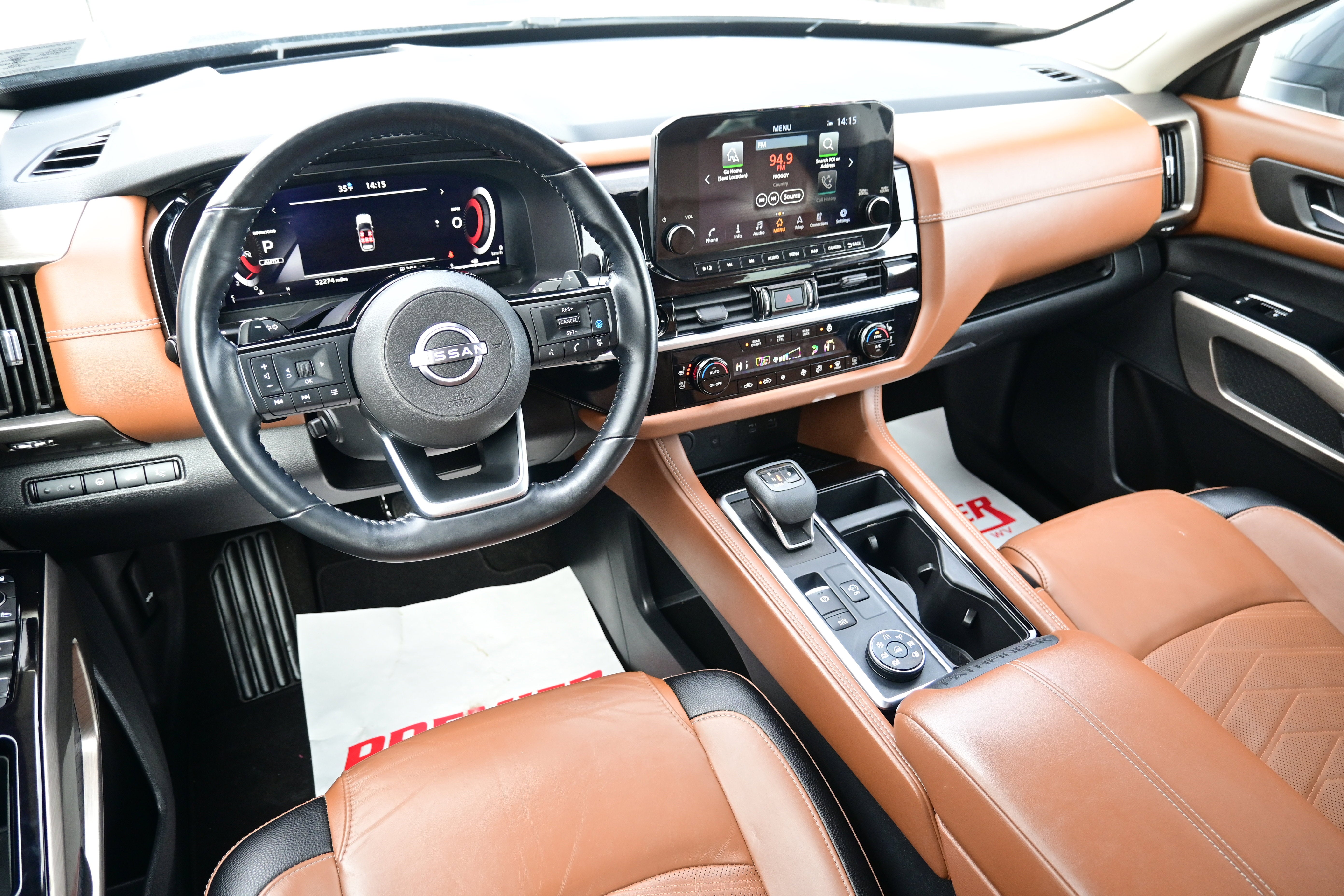 2023 Nissan Pathfinder Platinum