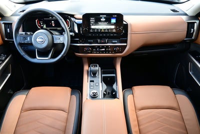 2025 Nissan Pathfinder Platinum