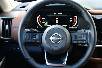 2025 Nissan Pathfinder Platinum