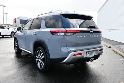 2025 Nissan Pathfinder Platinum