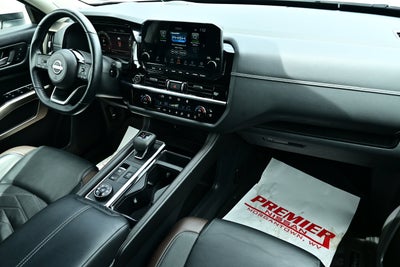 2023 Nissan Pathfinder Platinum