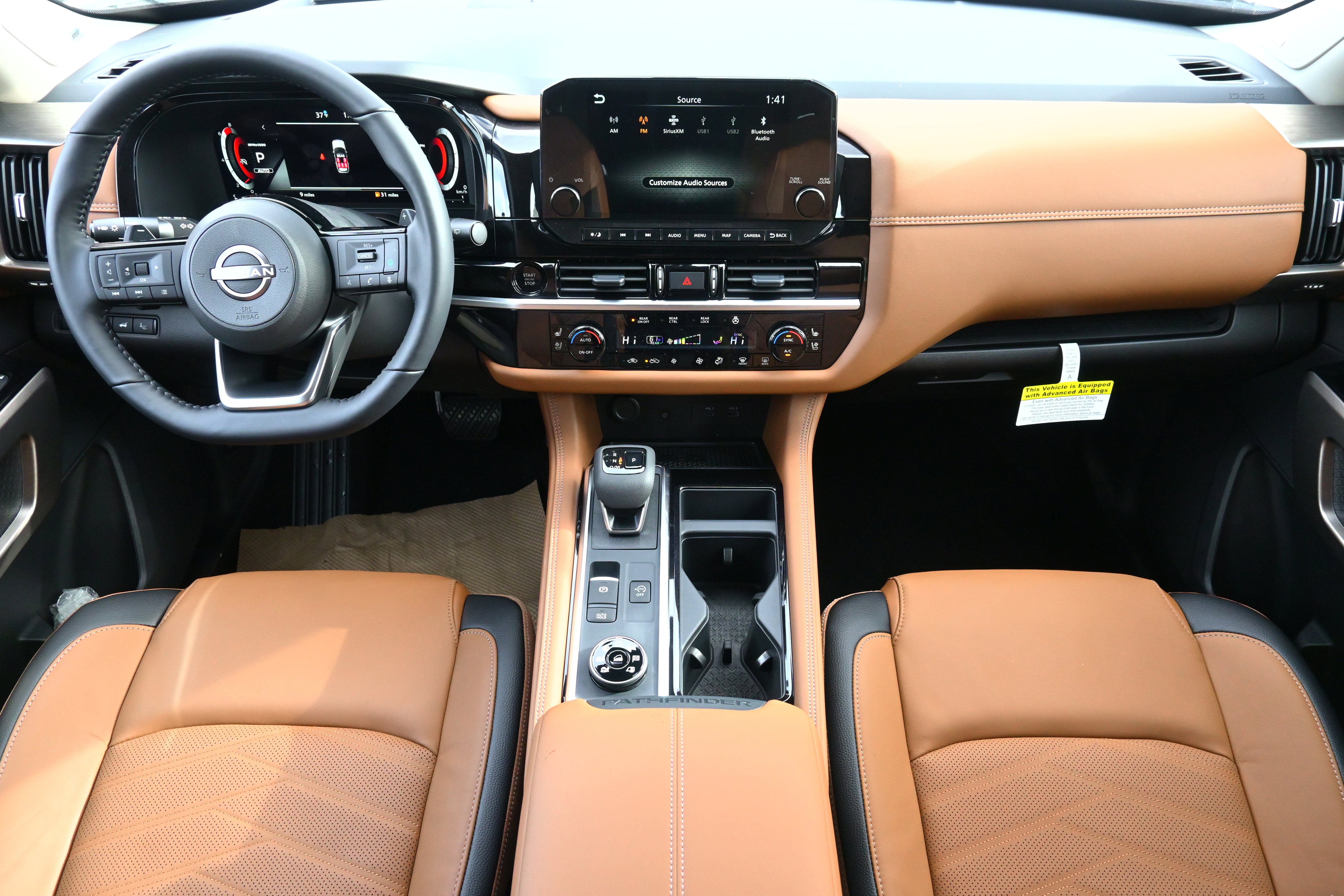 2025 Nissan Pathfinder Platinum