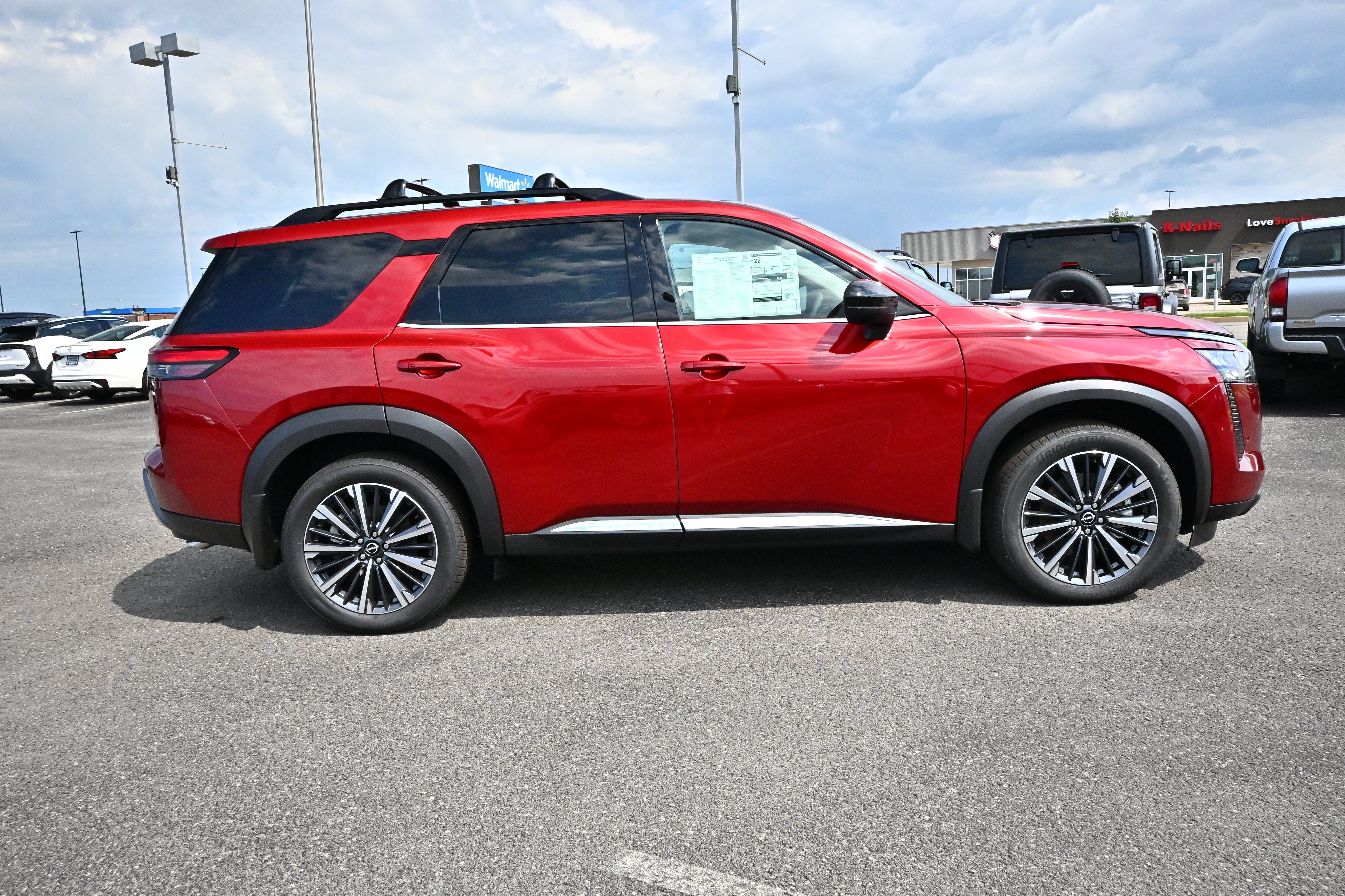 2026 Nissan Pathfinder Platinum