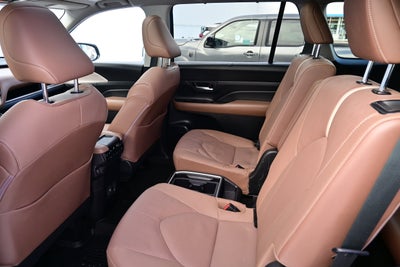 2025 Toyota Grand Highlander Platinum