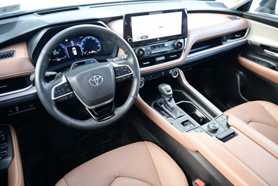 2025 Toyota Grand Highlander Platinum