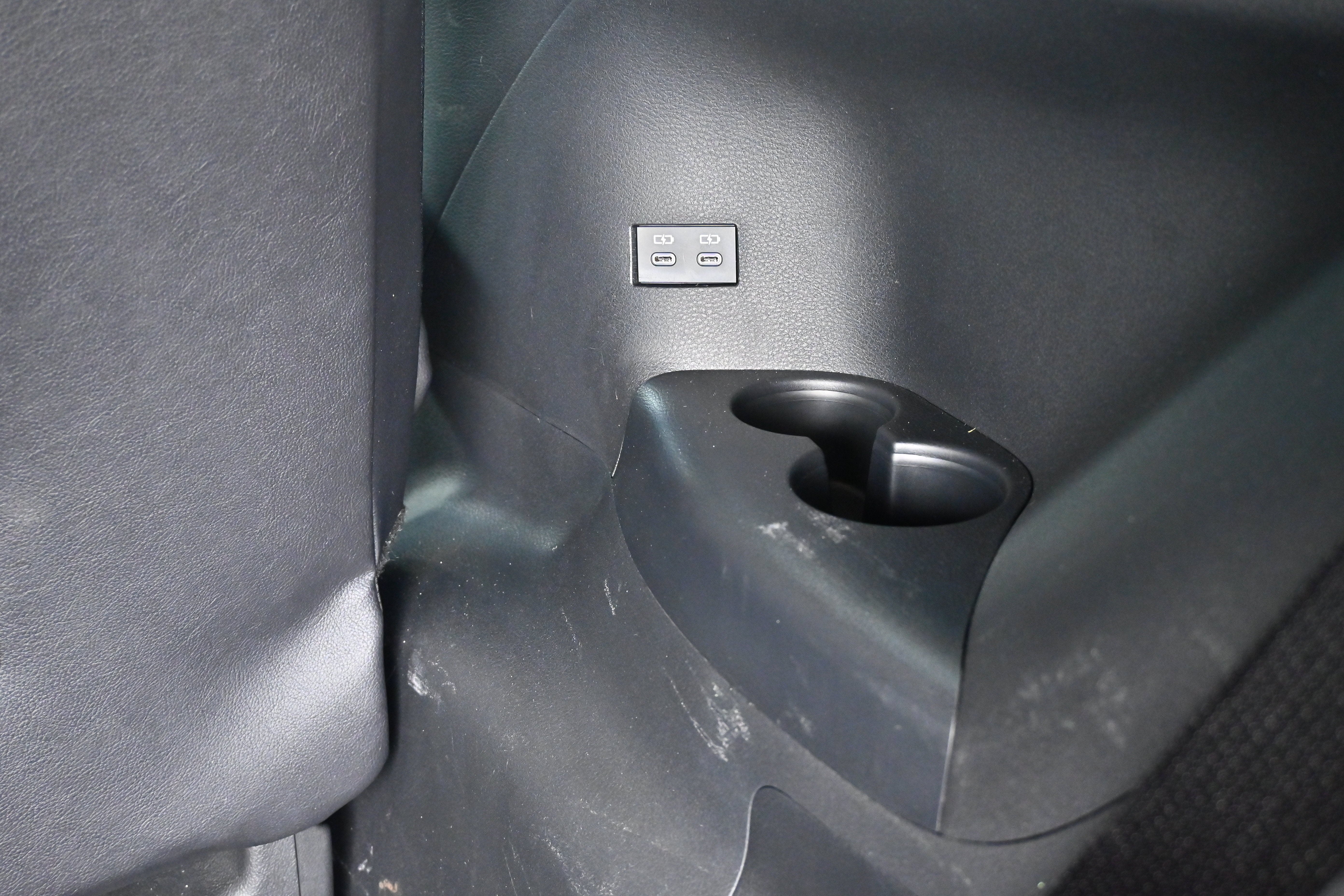 2025 Toyota Sienna Woodland Edition