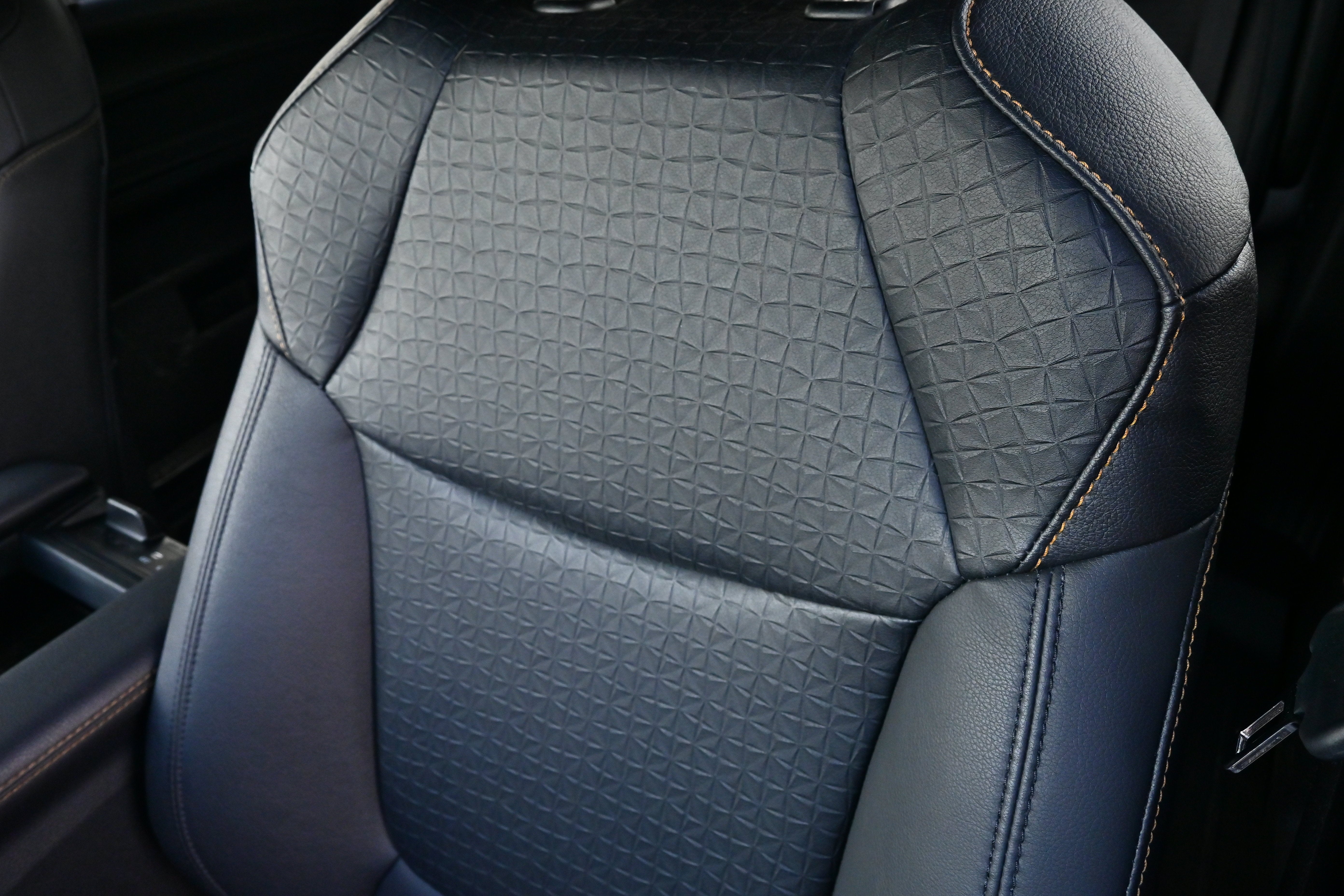 2025 Toyota Sienna Woodland Edition