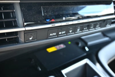 2025 Toyota Sienna Woodland Edition