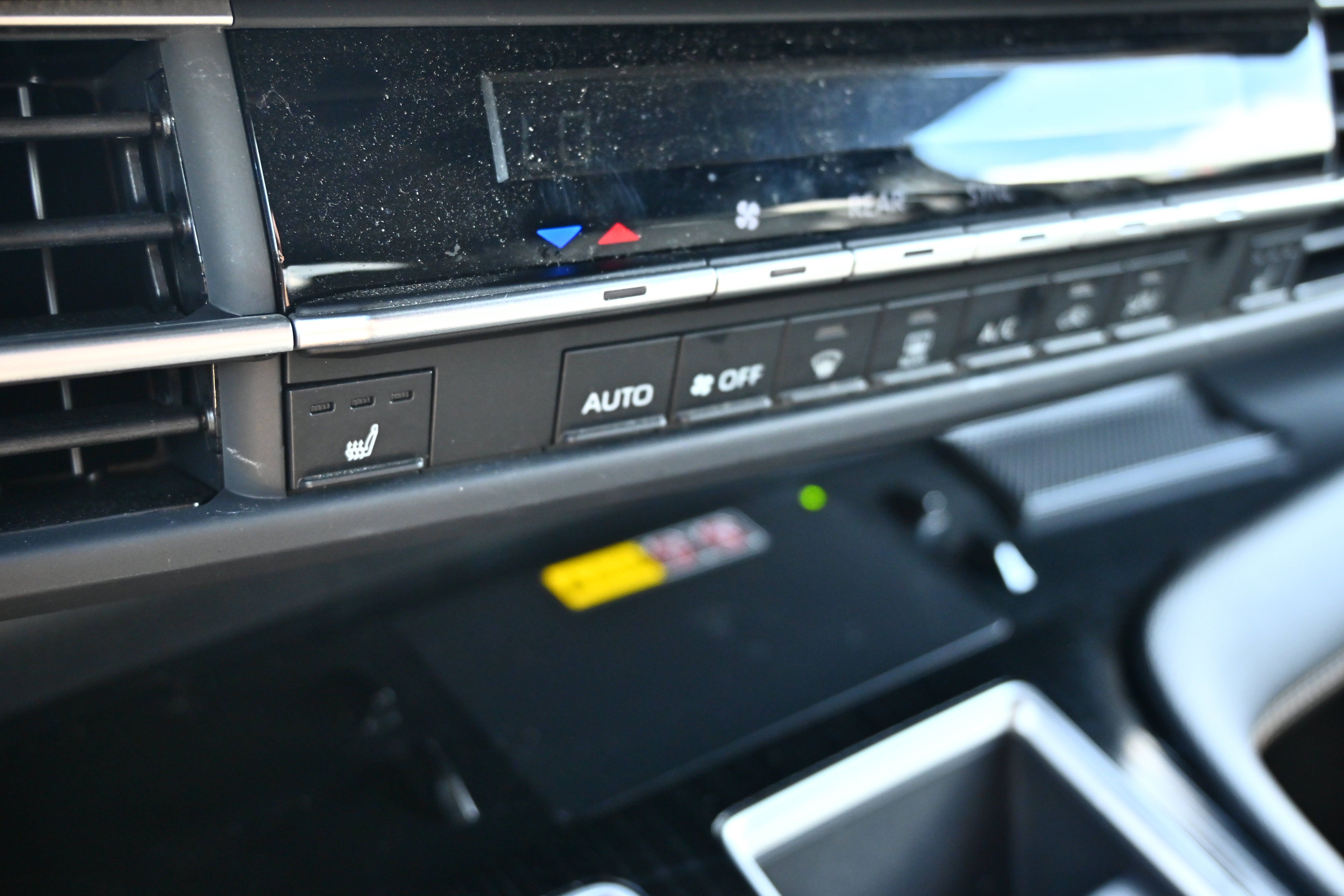 2025 Toyota Sienna Woodland Edition