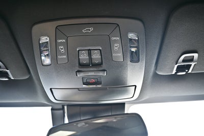 2025 Toyota Sienna Woodland Edition