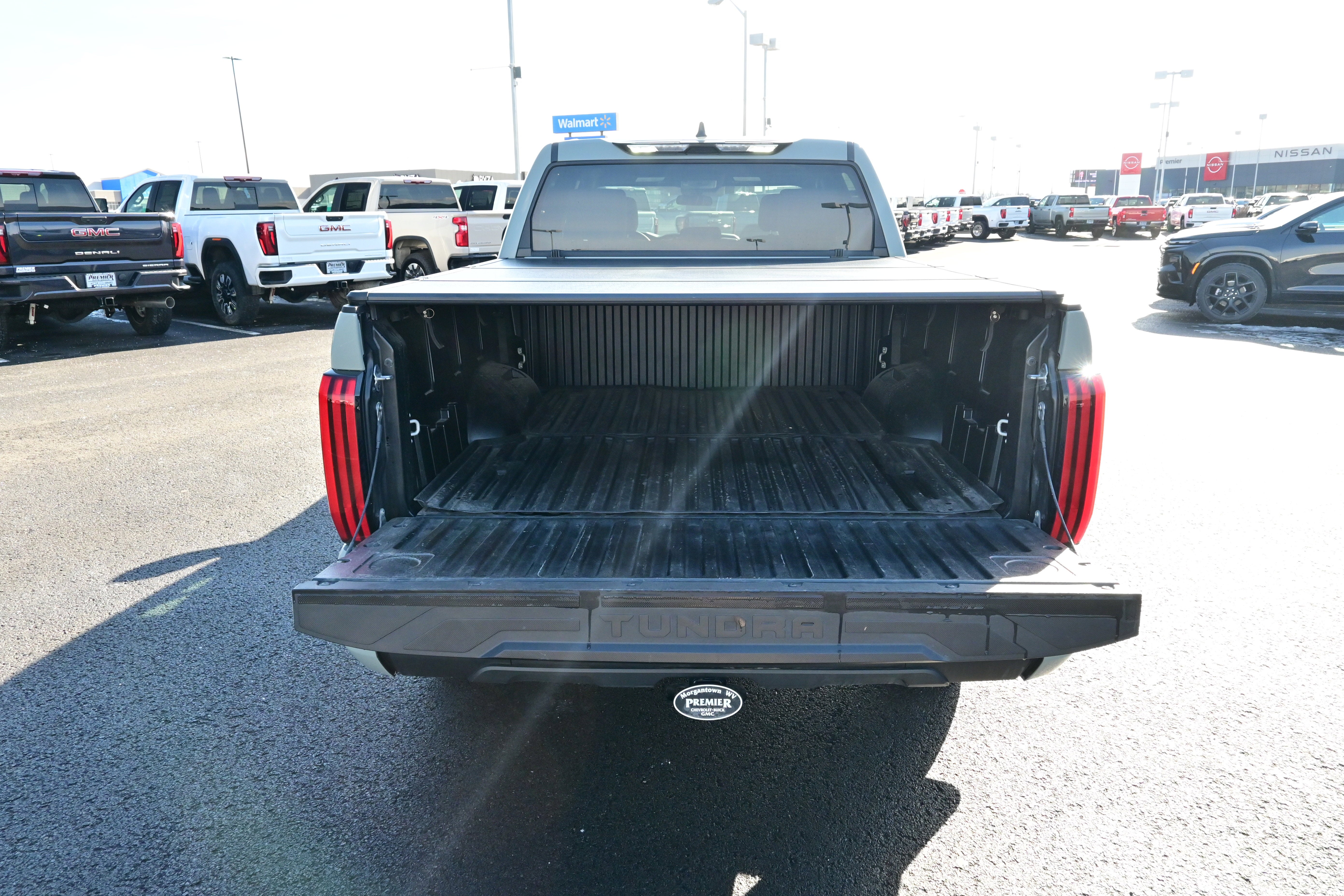 2025 Toyota Tundra 4WD SR5