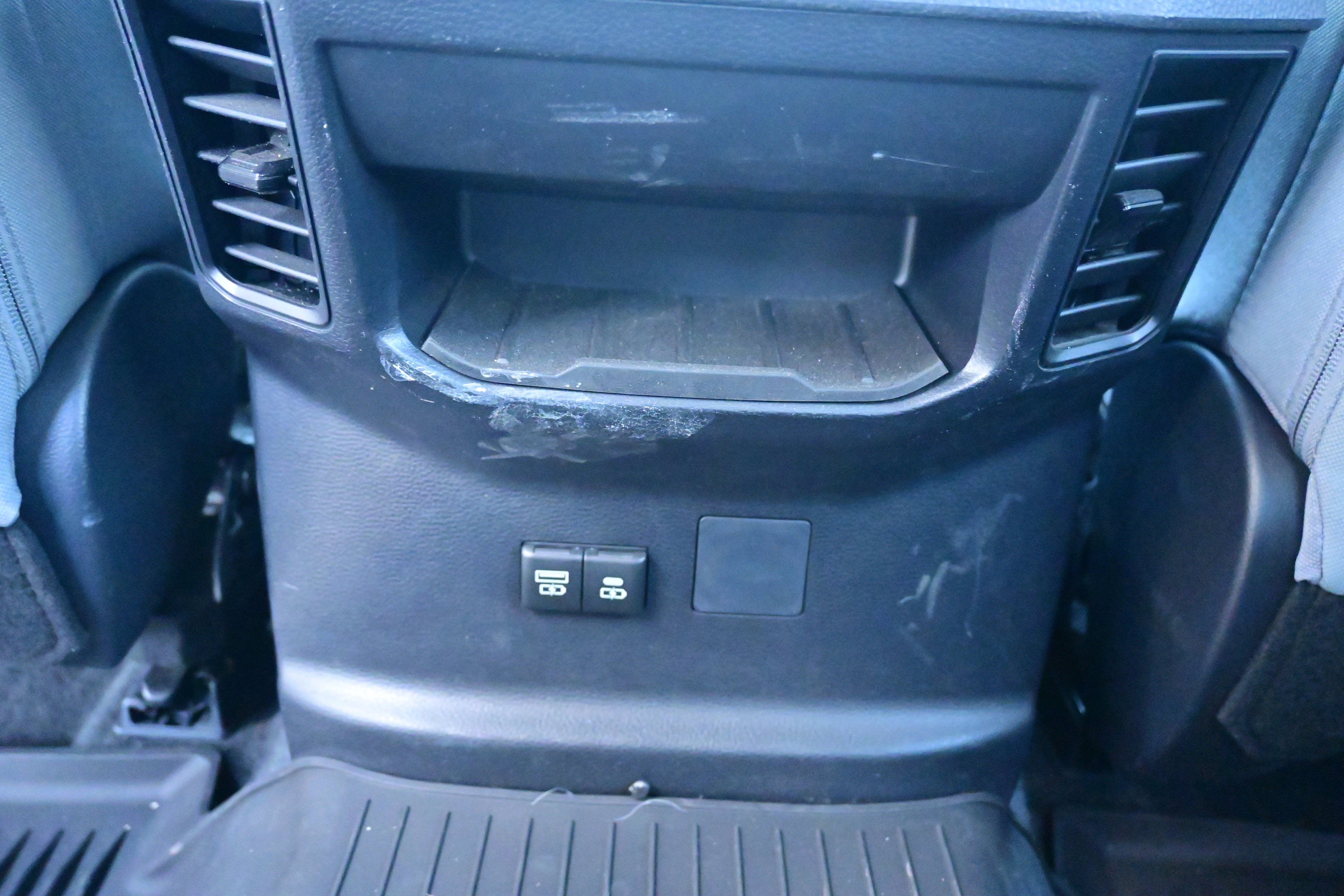 2025 Toyota Tundra 4WD SR5