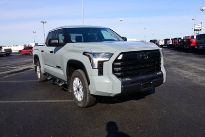 2025 Toyota Tundra 4WD SR5