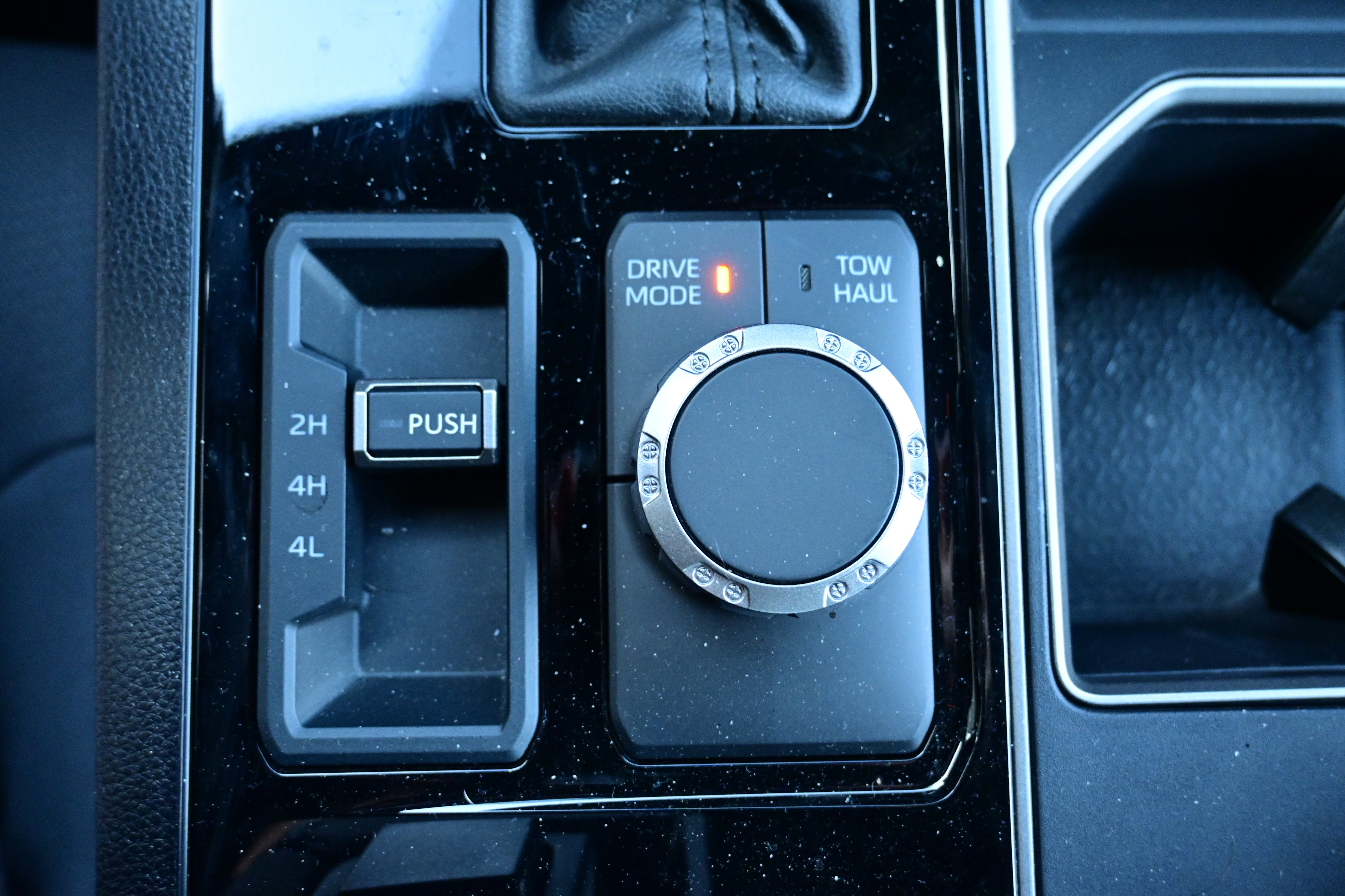 2025 Toyota Tundra 4WD SR5