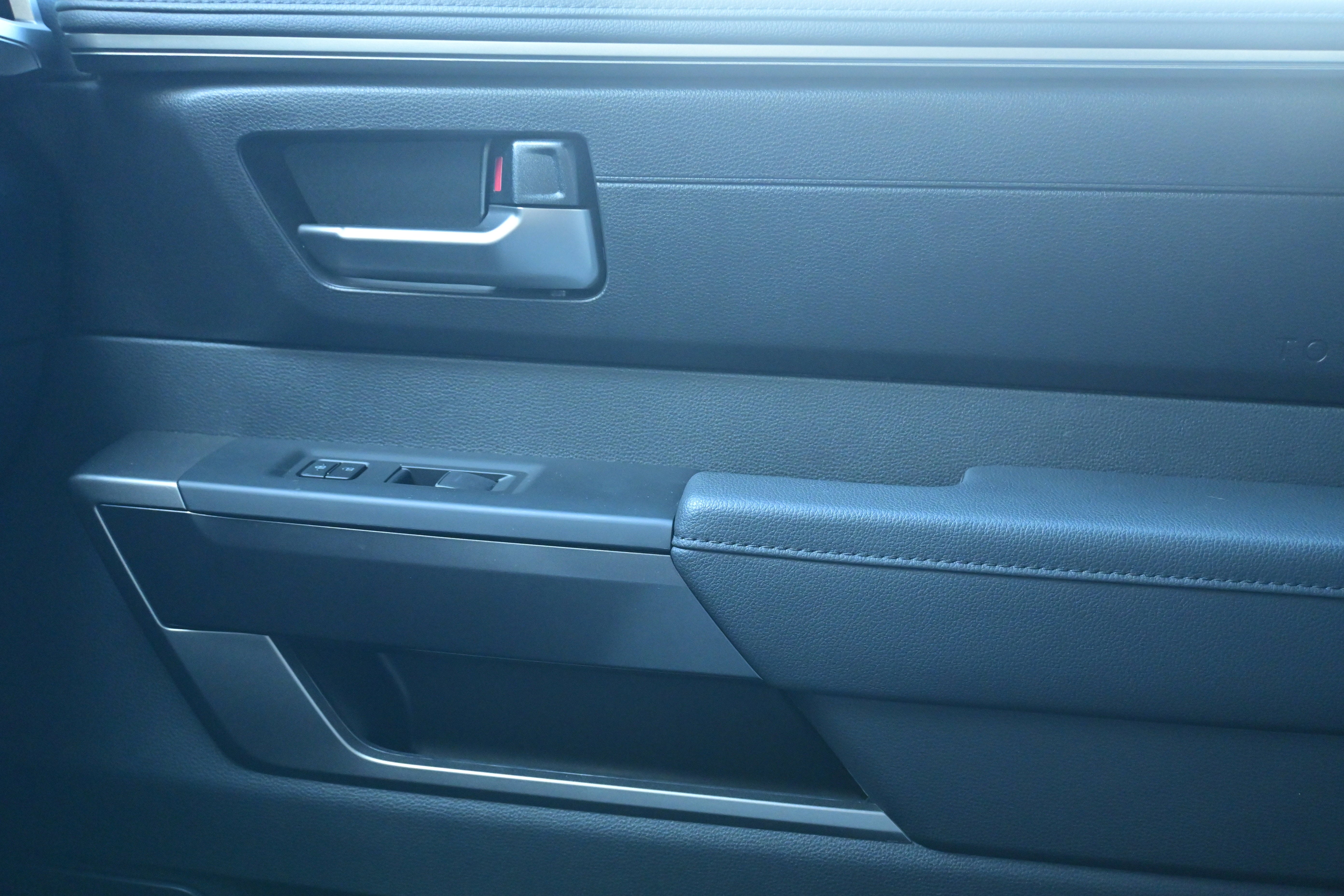 2025 Toyota Tundra 4WD SR5