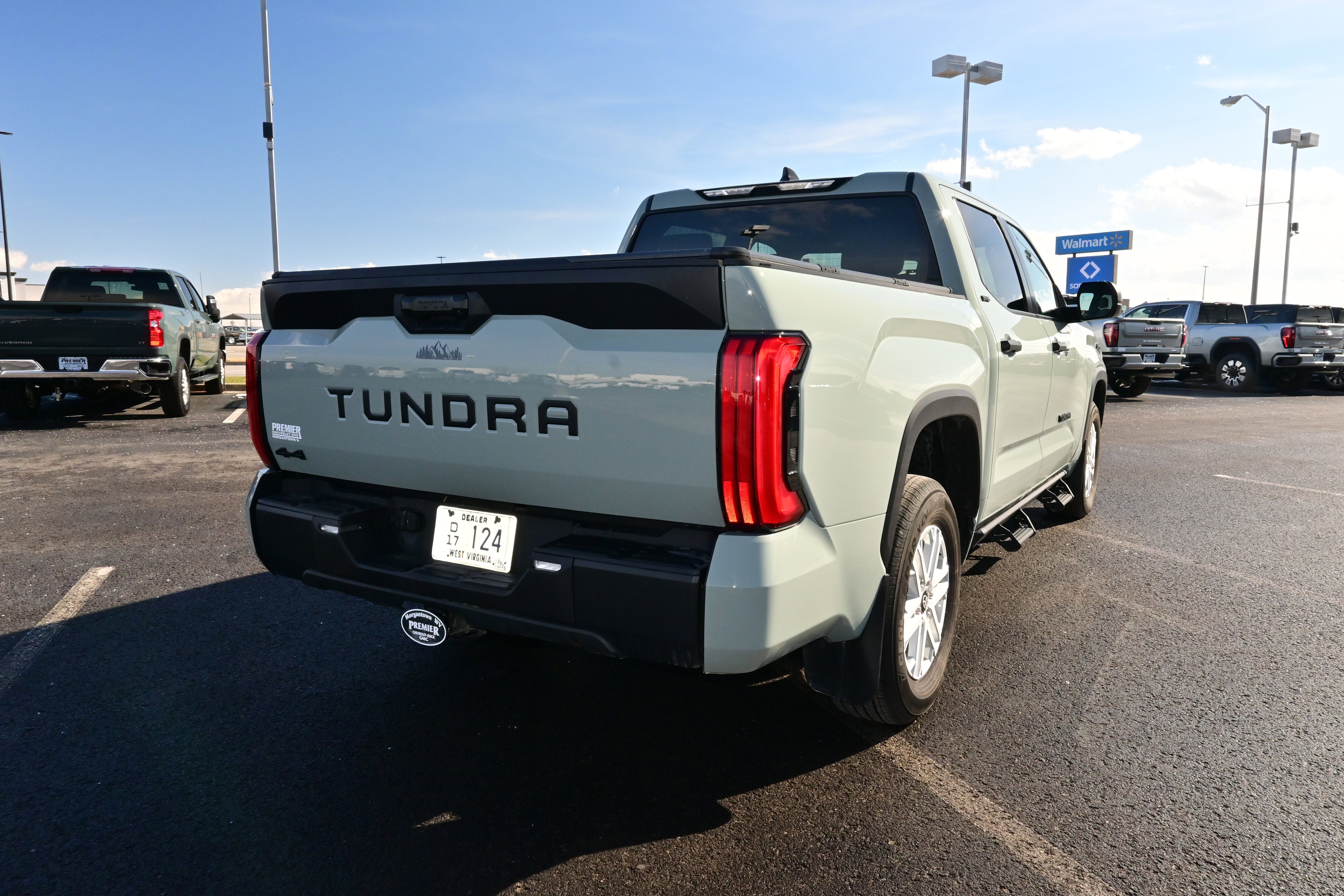 2025 Toyota Tundra 4WD SR5