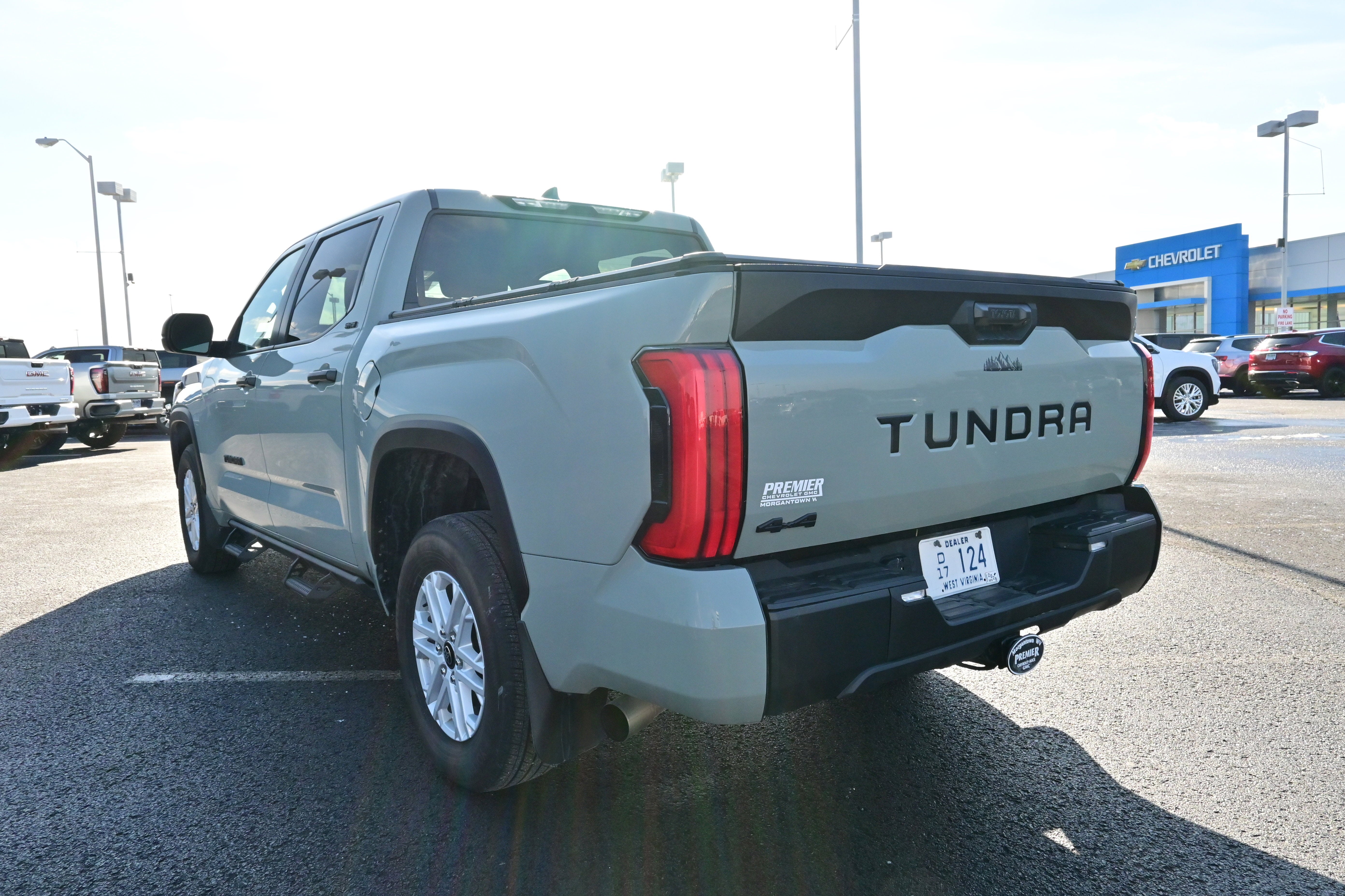 2025 Toyota Tundra 4WD SR5