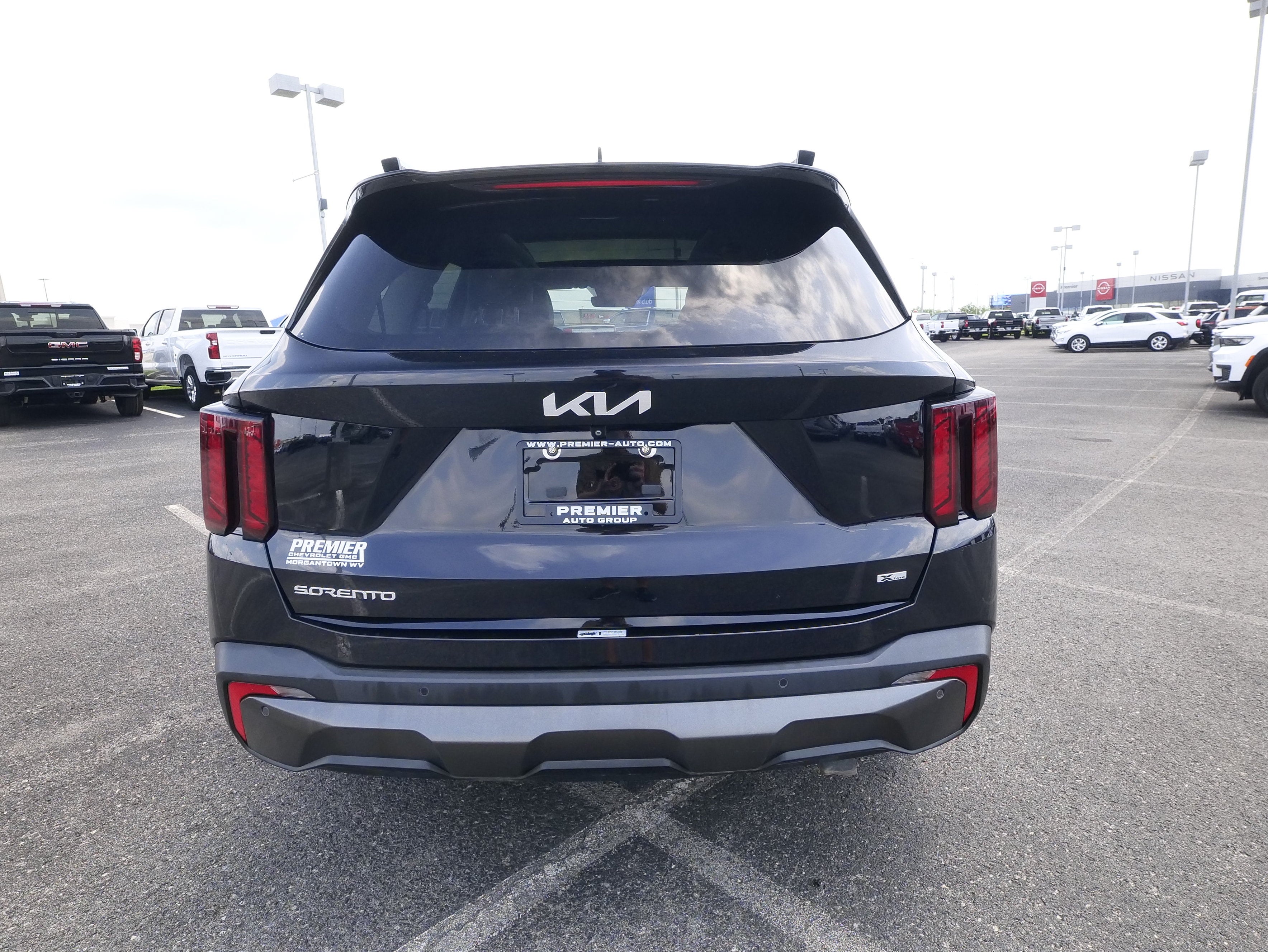 2024 Kia Sorento X-Line EX